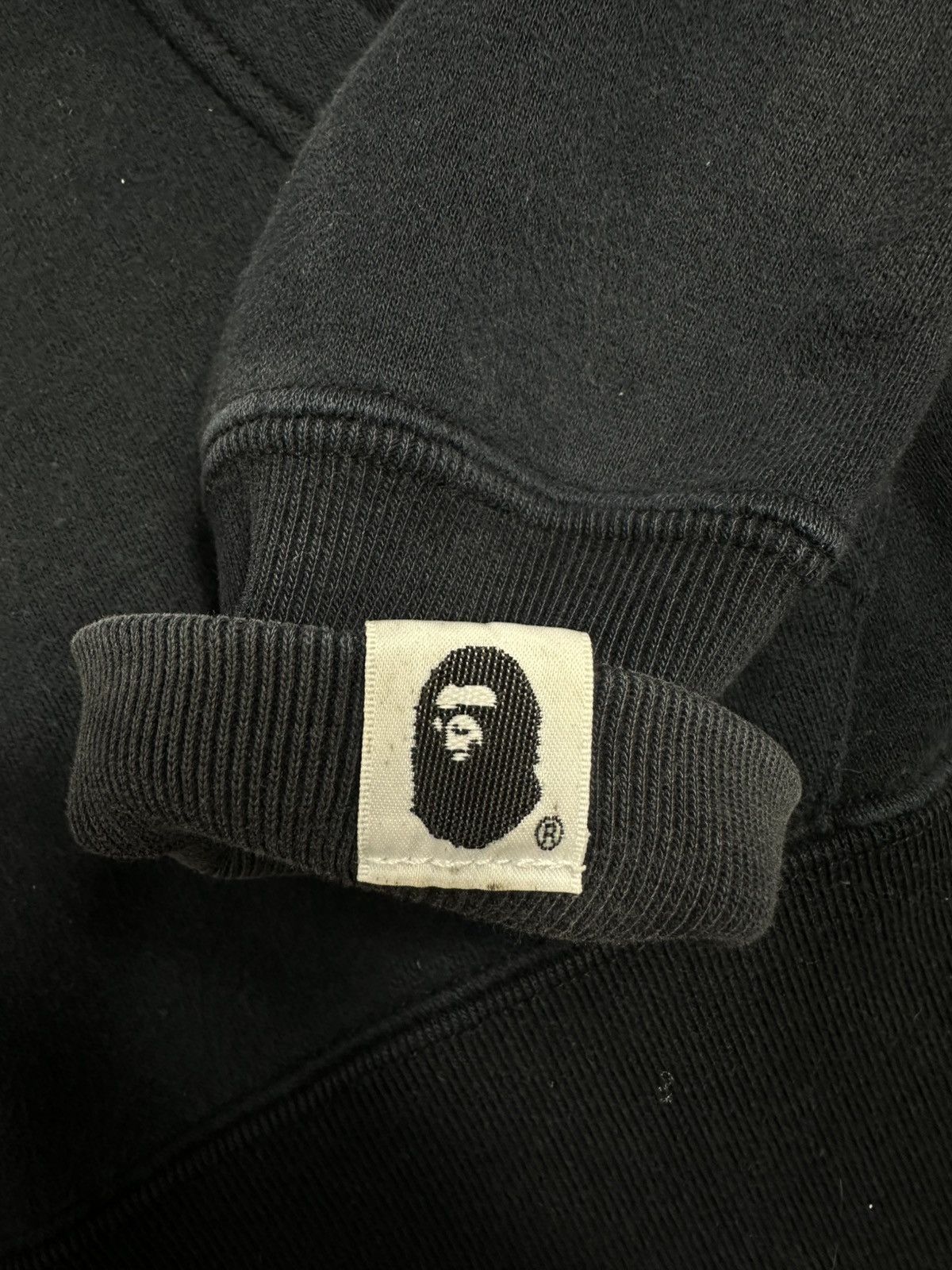 Bape Vintage Bape Pirate Store Exclusive Hoodie Size US S / EU 44-46 / 1 - 4 Thumbnail