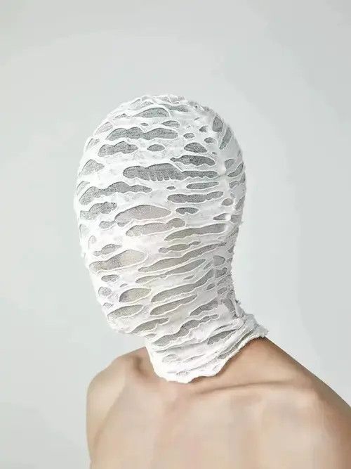 VIBE Fumina x Mami White Trendy Design Ripped Hat Mask Balaclava Size ONE SIZE - 2 Thumbnail