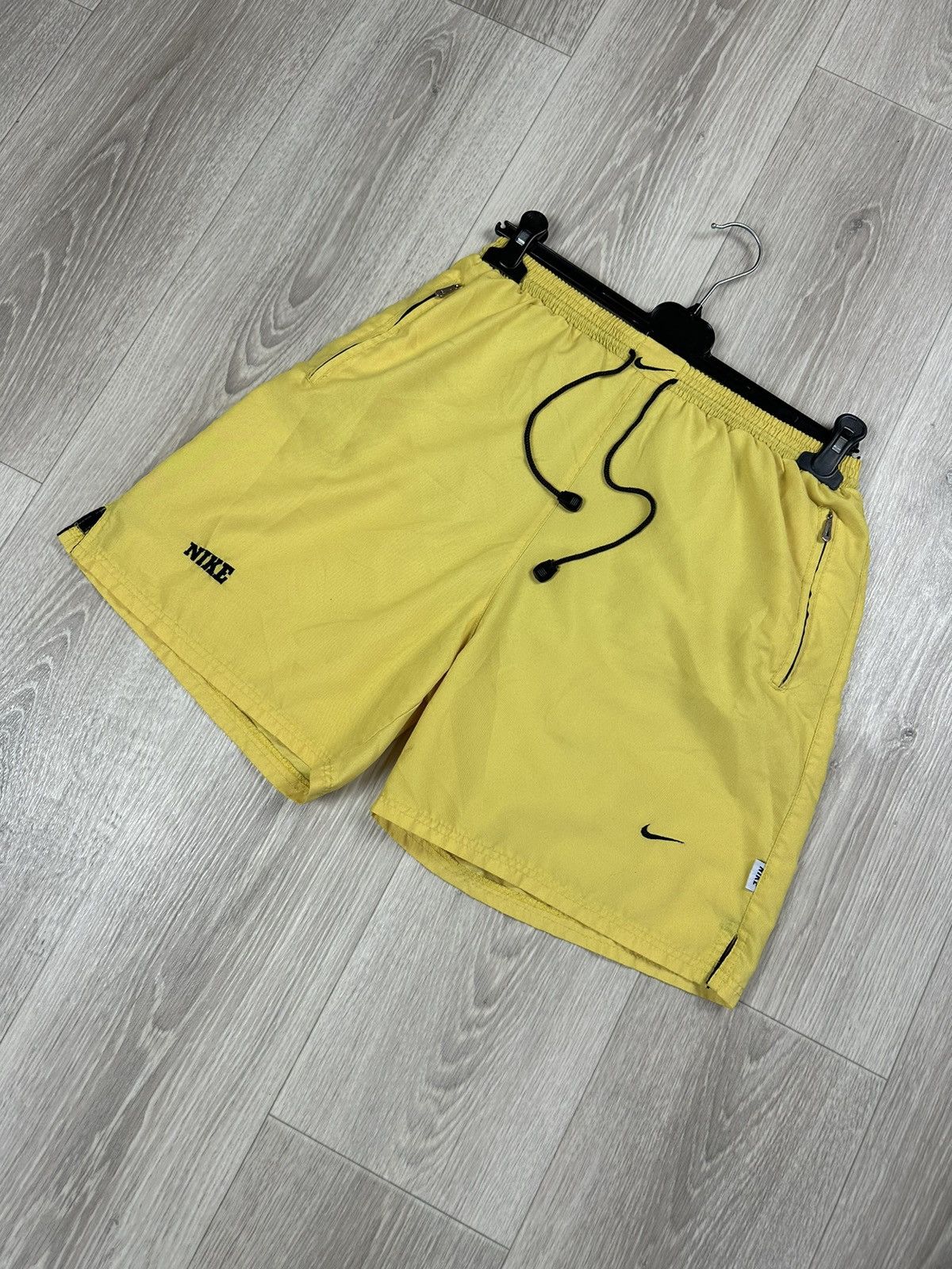 Nike × Vintage Nike Vintage 90s Shorts Swoosh Logo Rare Size US 34 / EU 50 - 2 Thumbnail