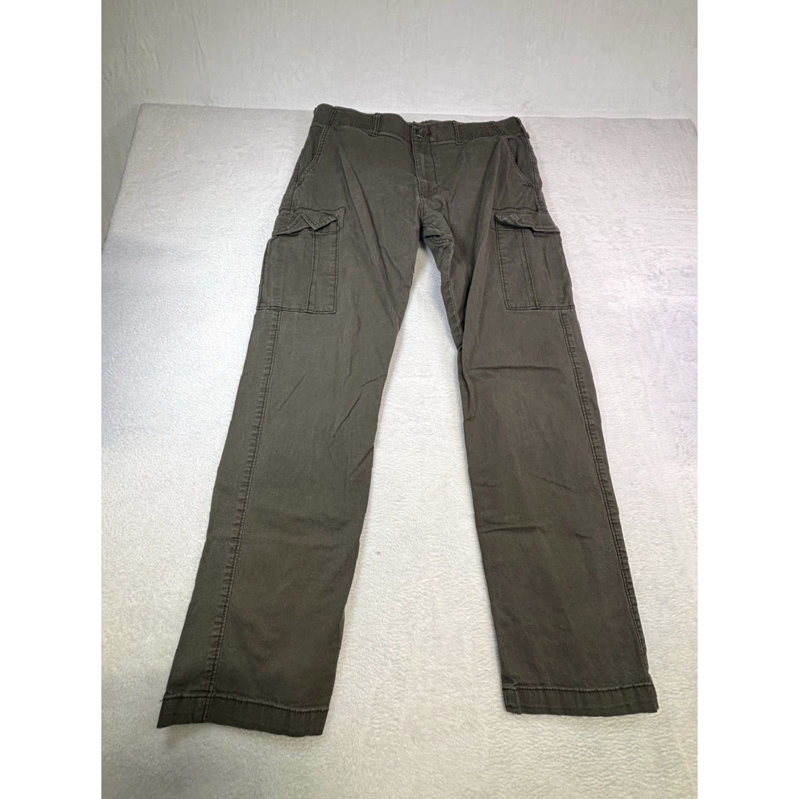 Lee Lee Men’s Extreme Comfort Cargo Pants Straight Regular 36 Green 34 Inseam Cotton Blend Stretch Pockets Button Cargo Pants Mens Size US 36 / EU 52 - 2 Thumbnail