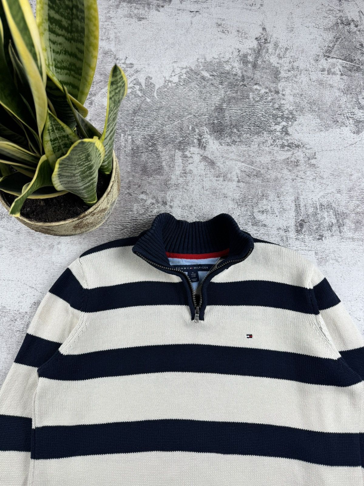 Tommy Hilfiger Tommy Hilfiger USA Striped 1/3 1/4 Varsity Sweater Pullover Size US M / EU 48-50 / 2 - 7 Thumbnail