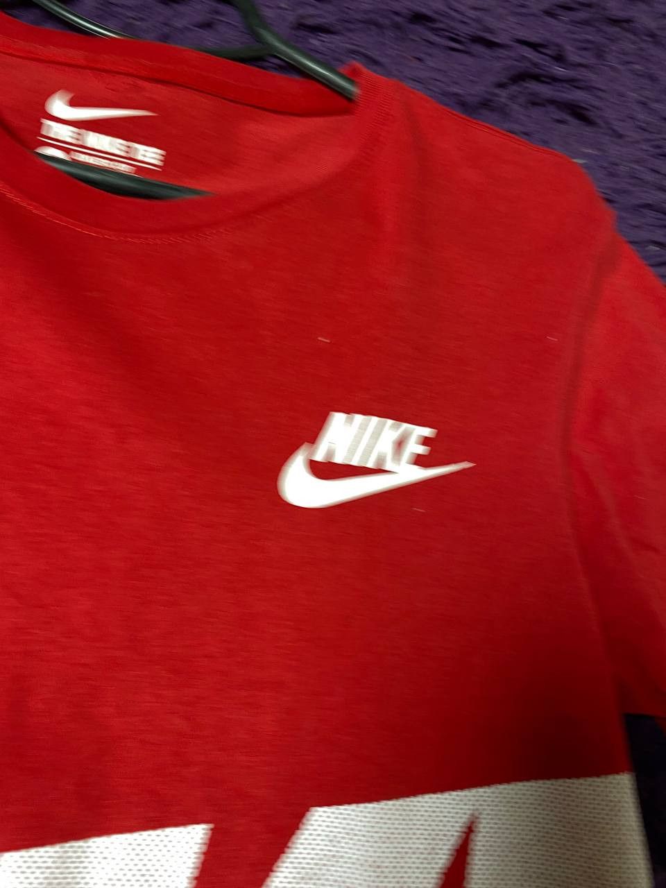 Nike Vintage Nike Red Big Y2K Logo Short Sleeve T-Shirt Size XS Size US XS / EU 42 / 0 - 10 Thumbnail