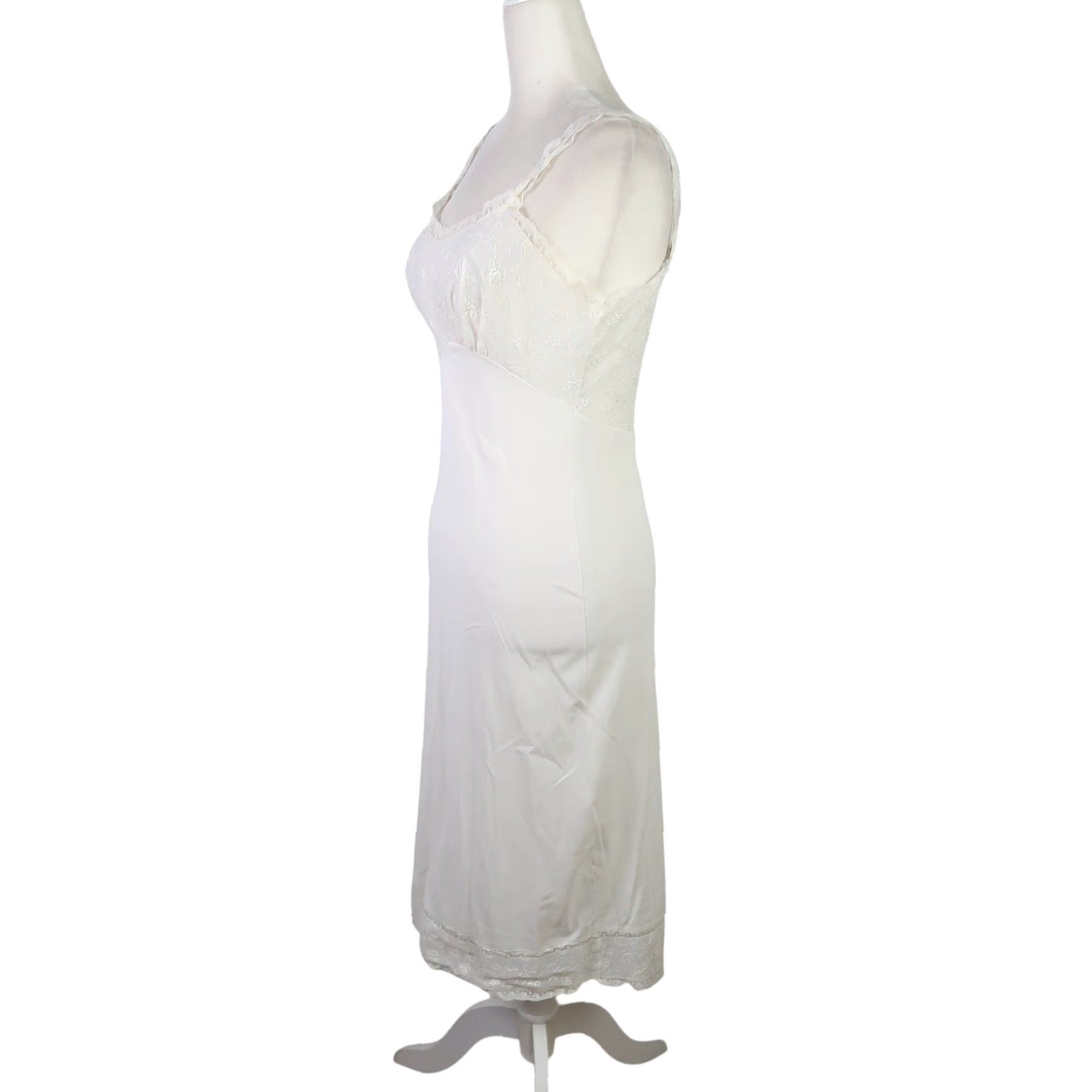 Vintage VINTAGE Vanity Fair Cream Nylon Slip Dress 70s 80s Women S Small Slip Womens Size S / US 4 / IT 40 - 3 Thumbnail