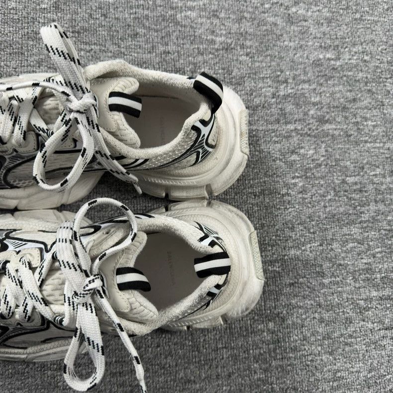 Balenciaga Balenciaga Gray and White Casual Sneakers-2505 Size US 10 / EU 43 - 6 Thumbnail