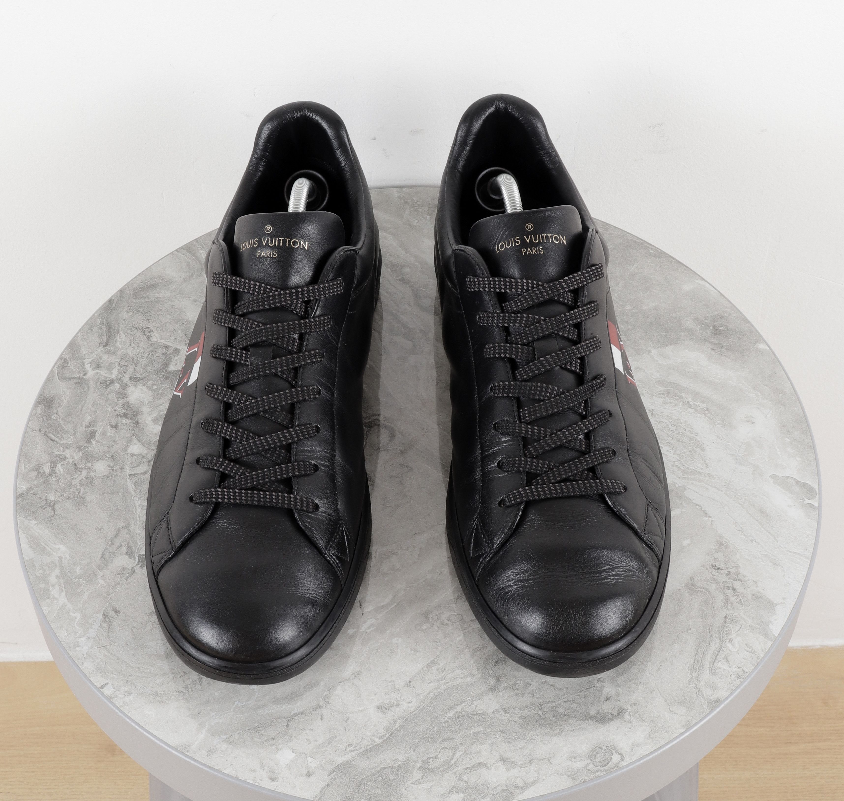 Louis Vuitton LOUIS VUITTON Black Leather Sneakers Size US 10 / EU 43 - 9 Thumbnail