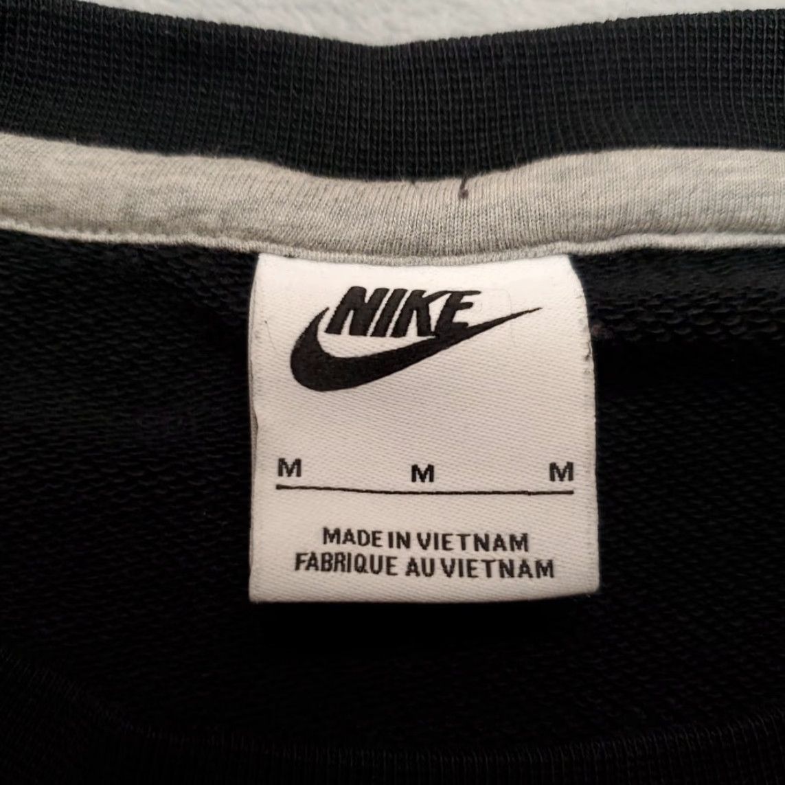 Nike Nike Sweatshirt Mens M Black Crewneck Pullover Embroidered Swoosh Casual Size US M / EU 48-50 / 2 - 7 Thumbnail
