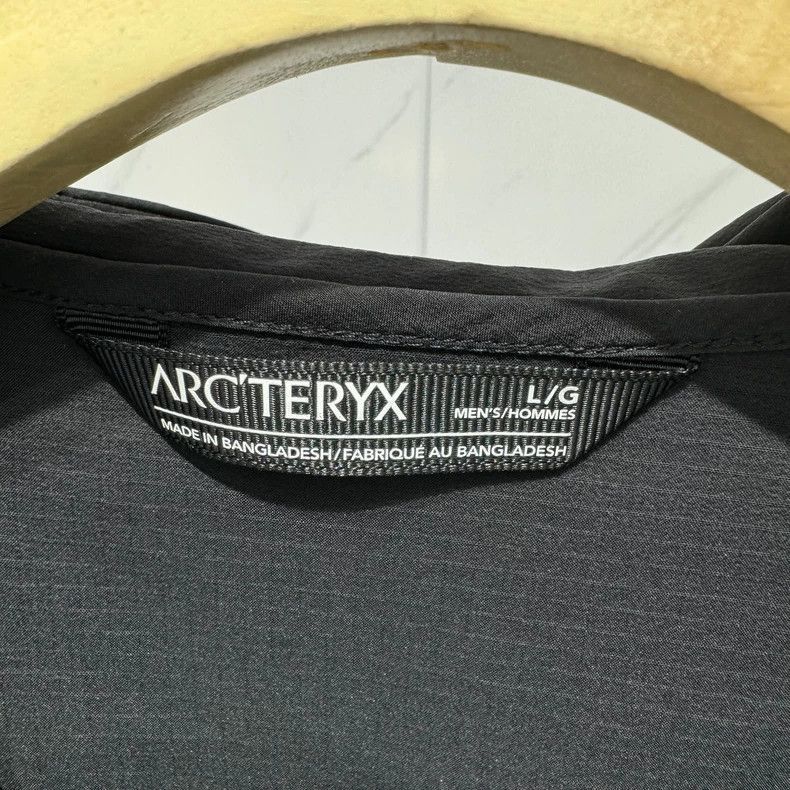 Arc'teryx Arc'teryx Pocket Sun Protection Jacket Size US L / EU 52-54 / 3 - 7 Thumbnail