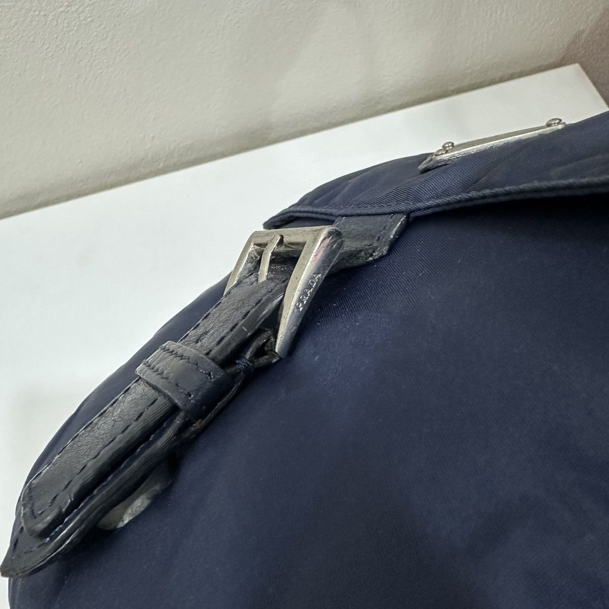 Prada AUTHENTIC PRADA VITELLO TRIMMED TESSUTO DOUBLE BUCKLE BAG Size ONE SIZE - 9 Thumbnail