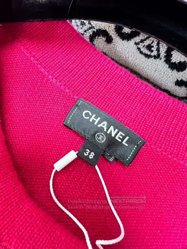 Chanel Chanel 22B rose-red multi-element button long-sleeved shor Size XS / US 0-2 / IT 36-38 - 6 Thumbnail