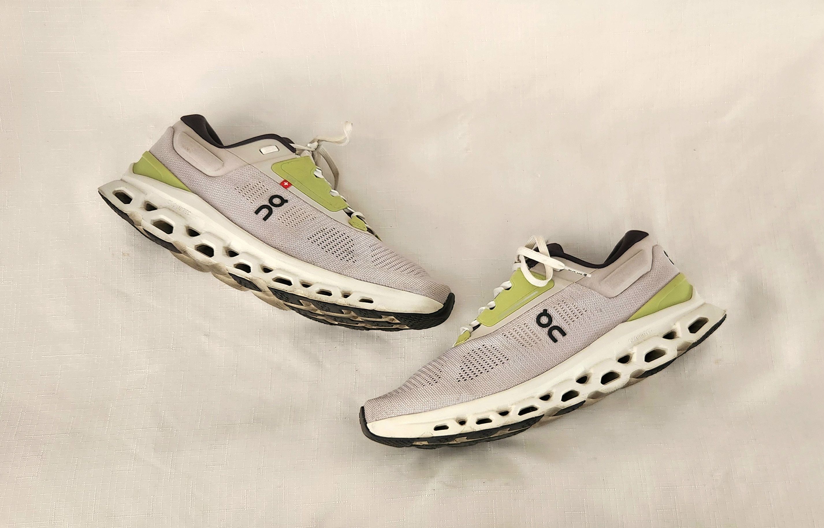 On ON CLOUDSTRATUS 3 On Cloudstratus 3 3MD30112143 Pearl Ivory Size US 8.5 / EU 41-42 - 4 Thumbnail