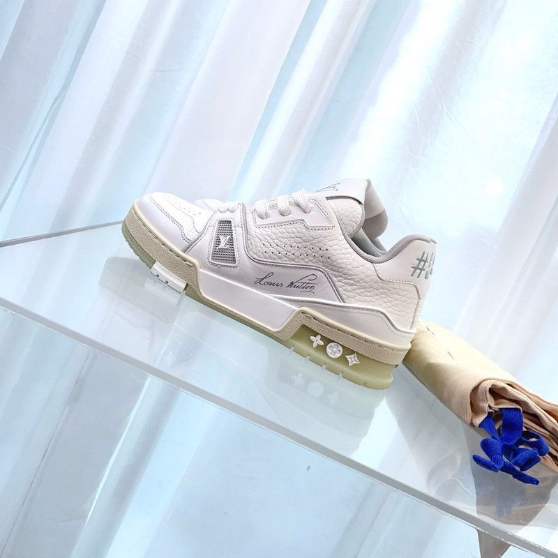 Louis Vuitton Louis Vuitton White Trainer Low-top Fashion Sneakers -2508 Size US 5.5 / EU 38 - 7 Thumbnail