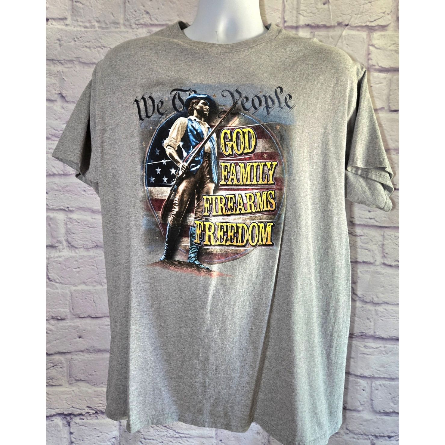 Delta Delta We The People God Family Firearms Freedom T-Shirt L Size US L / EU 52-54 / 3 - 1 Thumbnail