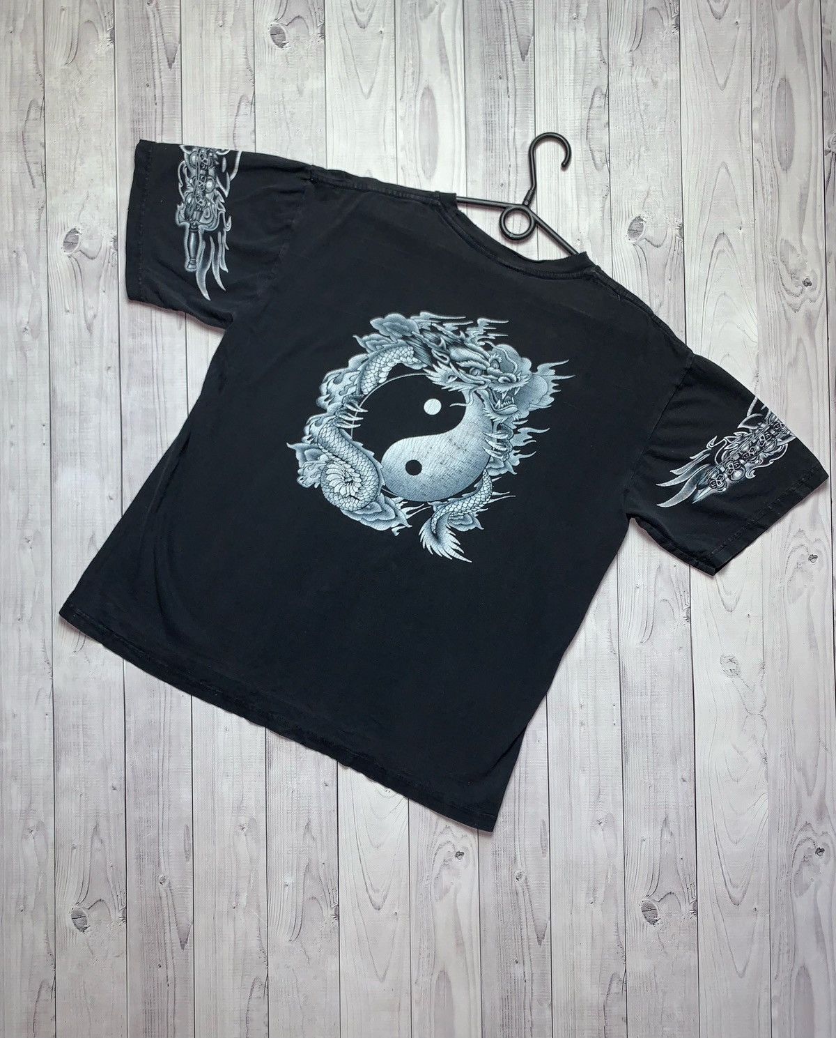 Vintage Yin Yang vintage dragon T-shirt tab sons Size M rare Size US M / EU 48-50 / 2 - 2 Thumbnail