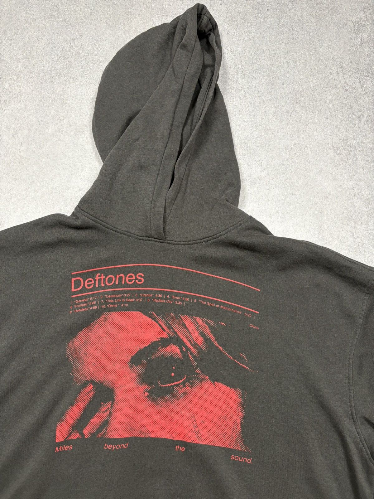 Band Tees Deftones Ohms 2023 Track Fullover Merch Hoodie Boxy Fit Y2K Size US M / EU 48-50 / 2 - 4 Thumbnail