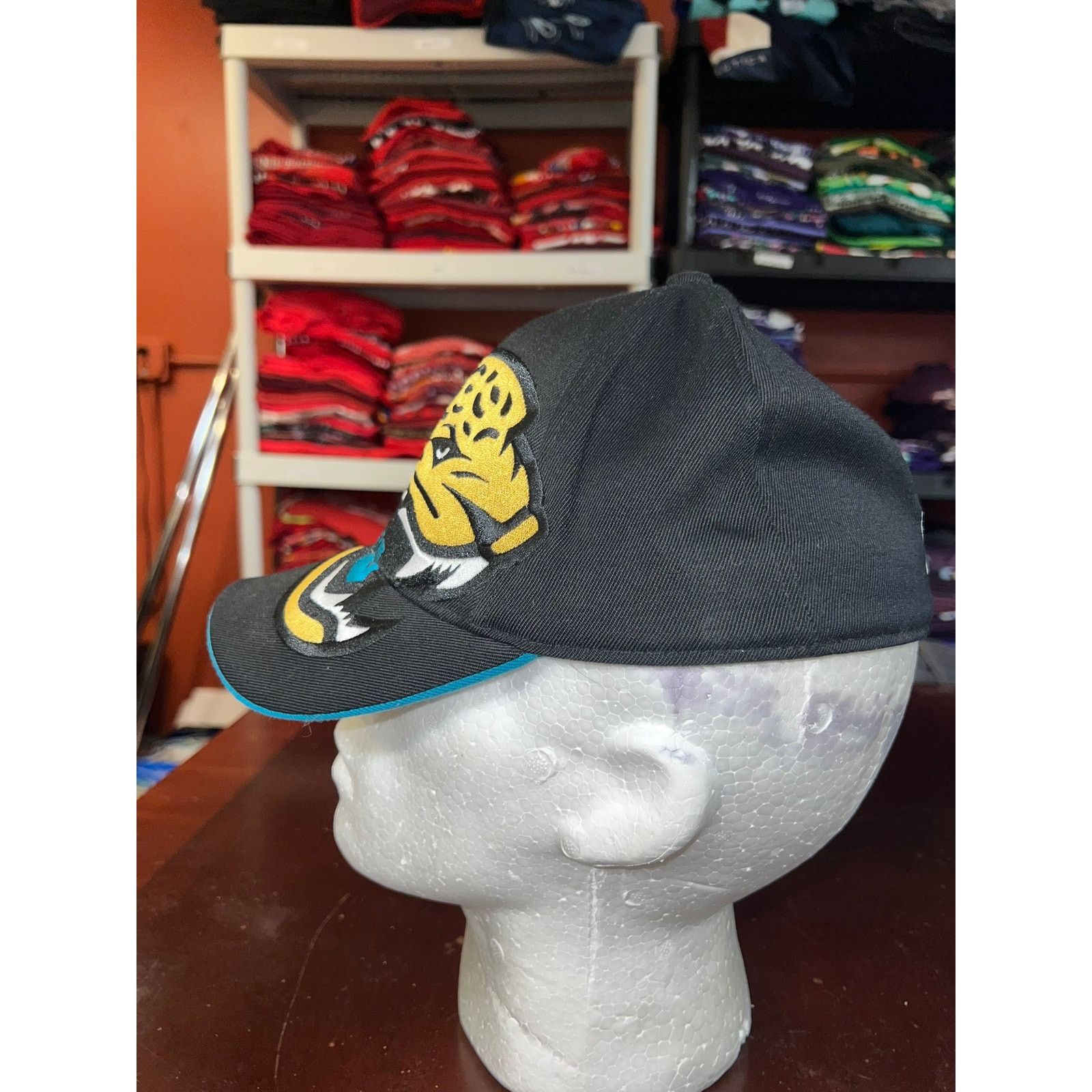 Reebok Jacksonville Jaguars Big Logo Hat Largo Fitted NFL Cap OS Size ONE SIZE - 4 Thumbnail