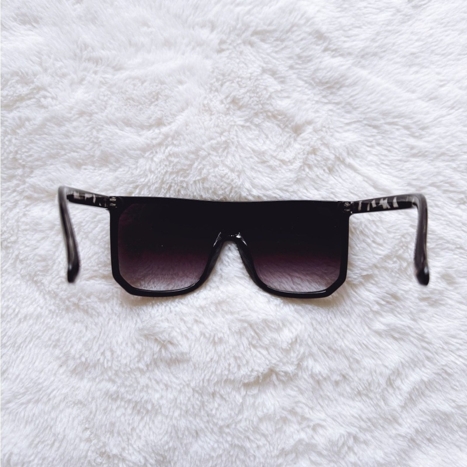 Other Kira Black Oversized Sunglasses Size ONE SIZE - 8 Thumbnail