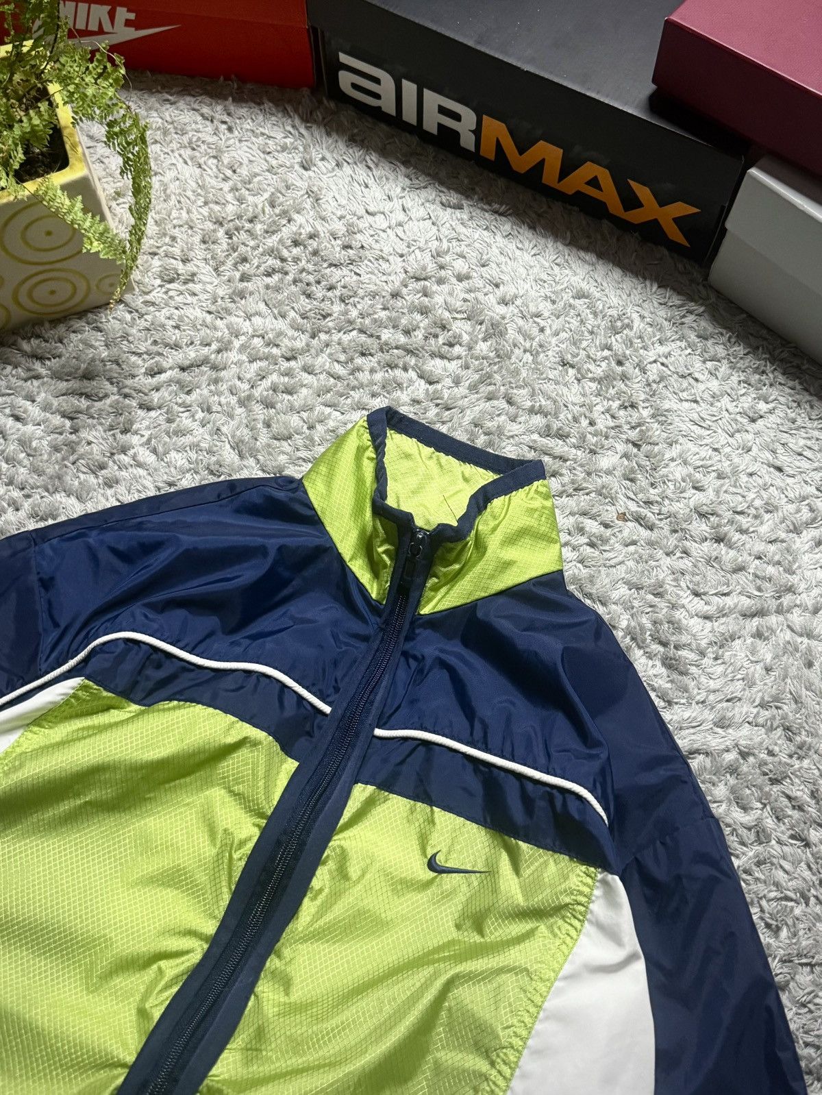 Nike 90s Nike Rare Jacket Big Logo Vintage Drill Streetwear Shox Size US M / EU 48-50 / 2 - 7 Thumbnail