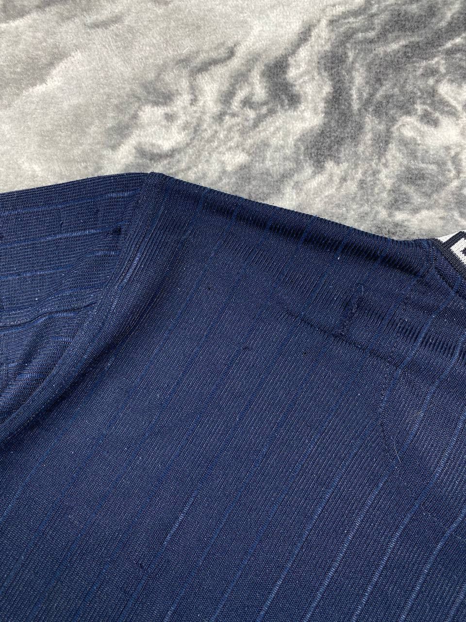 Versace Versace Classic V2 V Neck T Shirt Men Size L Blue Size US L / EU 52-54 / 3 - 21 Thumbnail
