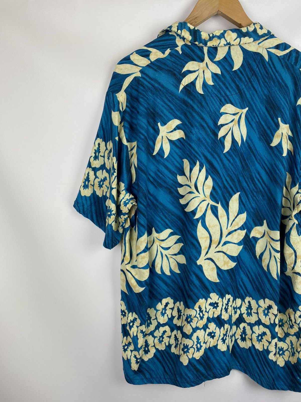 Vintage Vintage Hawaiian crazy shirt size L Size US L / EU 52-54 / 3 - 11 Thumbnail