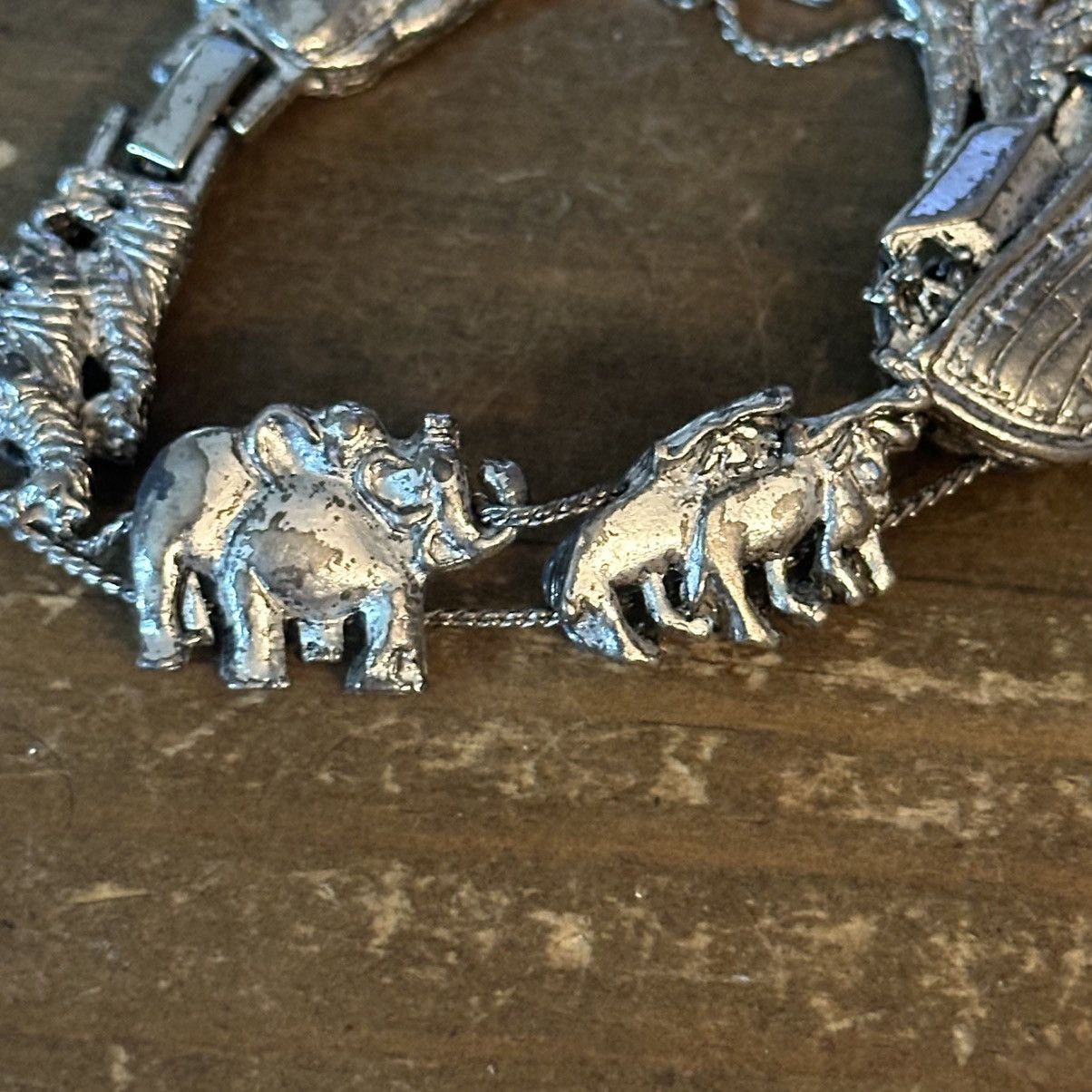 Other Vintage silver tone Noah’s Ark sliding charm bracelet Size ONE SIZE - 8 Thumbnail