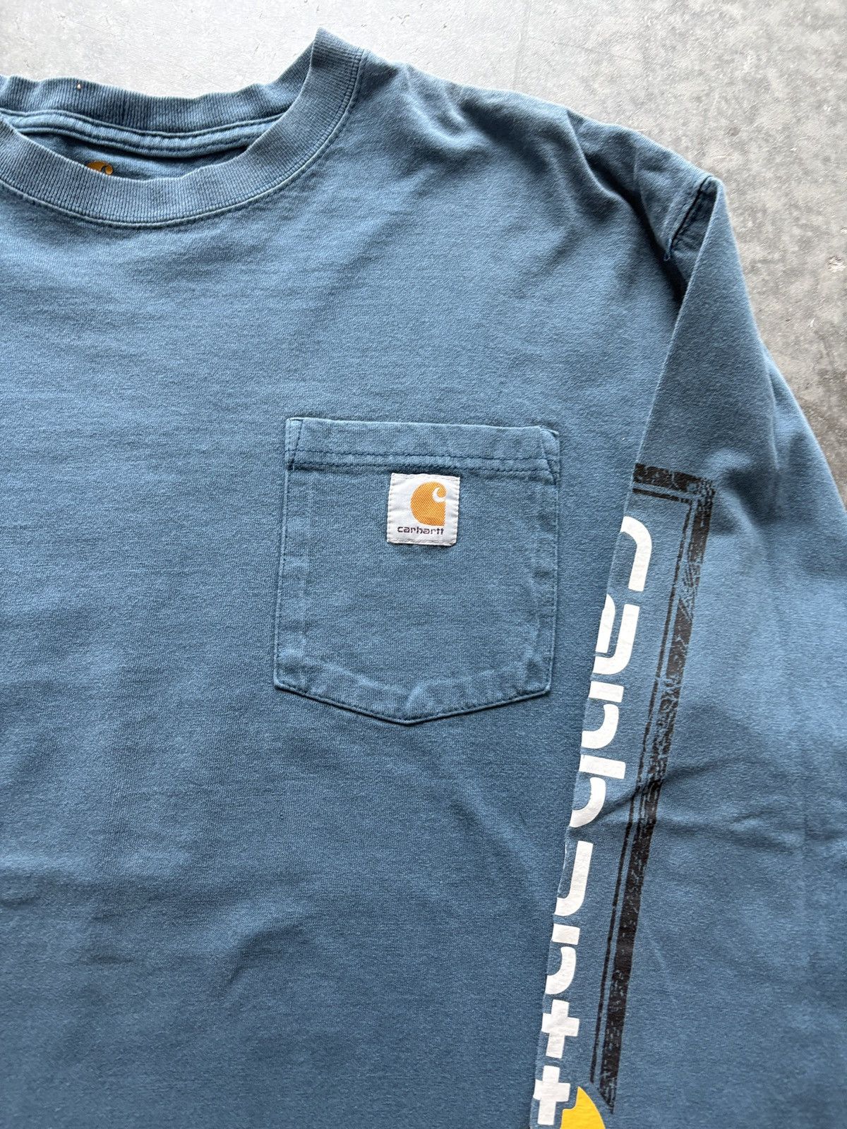 Carhartt Vintage Y2K Carhartt Longsleeve Pocket Tee Size US XL / EU 56 / 4 - 2 Thumbnail