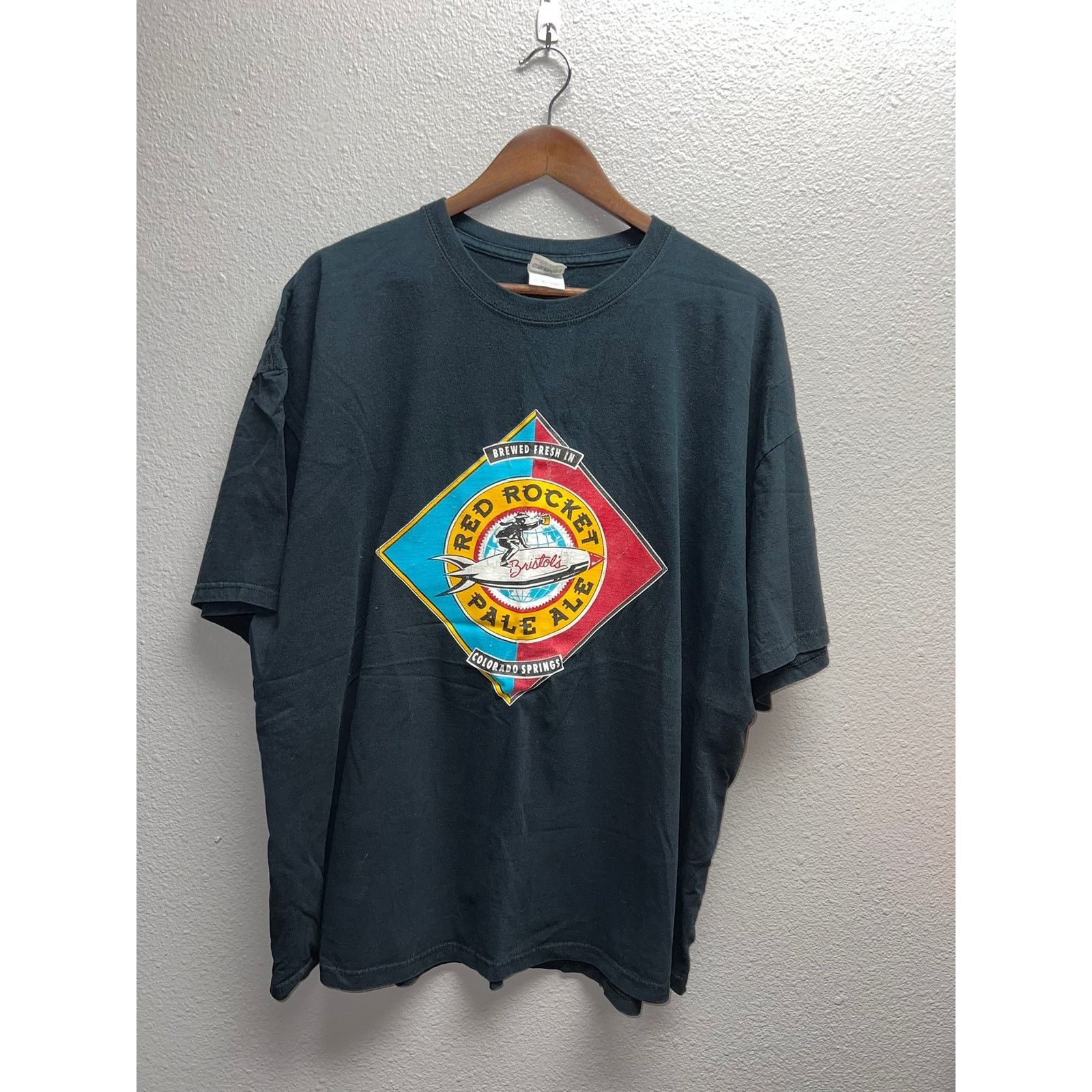 Gildan Red Rocket Pale Ale Shirt Colorado Springs Bristol's beer 2X Size US XXL / EU 58 / 5 - 1 Thumbnail