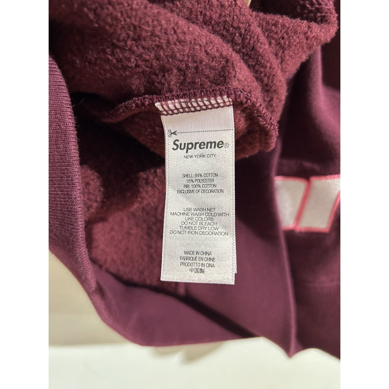 Supreme SUPREME BURGUNDY OVERLOCK HOODIE SIZE LARGE Size US L / EU 52-54 / 3 - 3 Thumbnail