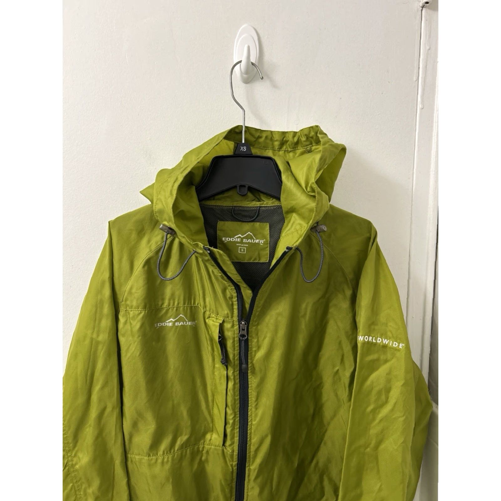 Eddie Bauer Eddie Bauer Jacket Mens S Green Full Zip Lightweight Windbreaker YKK L/S Size US S / EU 44-46 / 1 - 2 Thumbnail