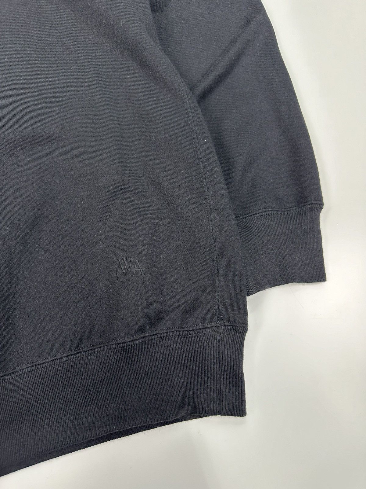 JW Anderson × Uniqlo JW Anderson Black Crewneck Sweatshirt A616 Size US L / EU 52-54 / 3 - 7 Thumbnail