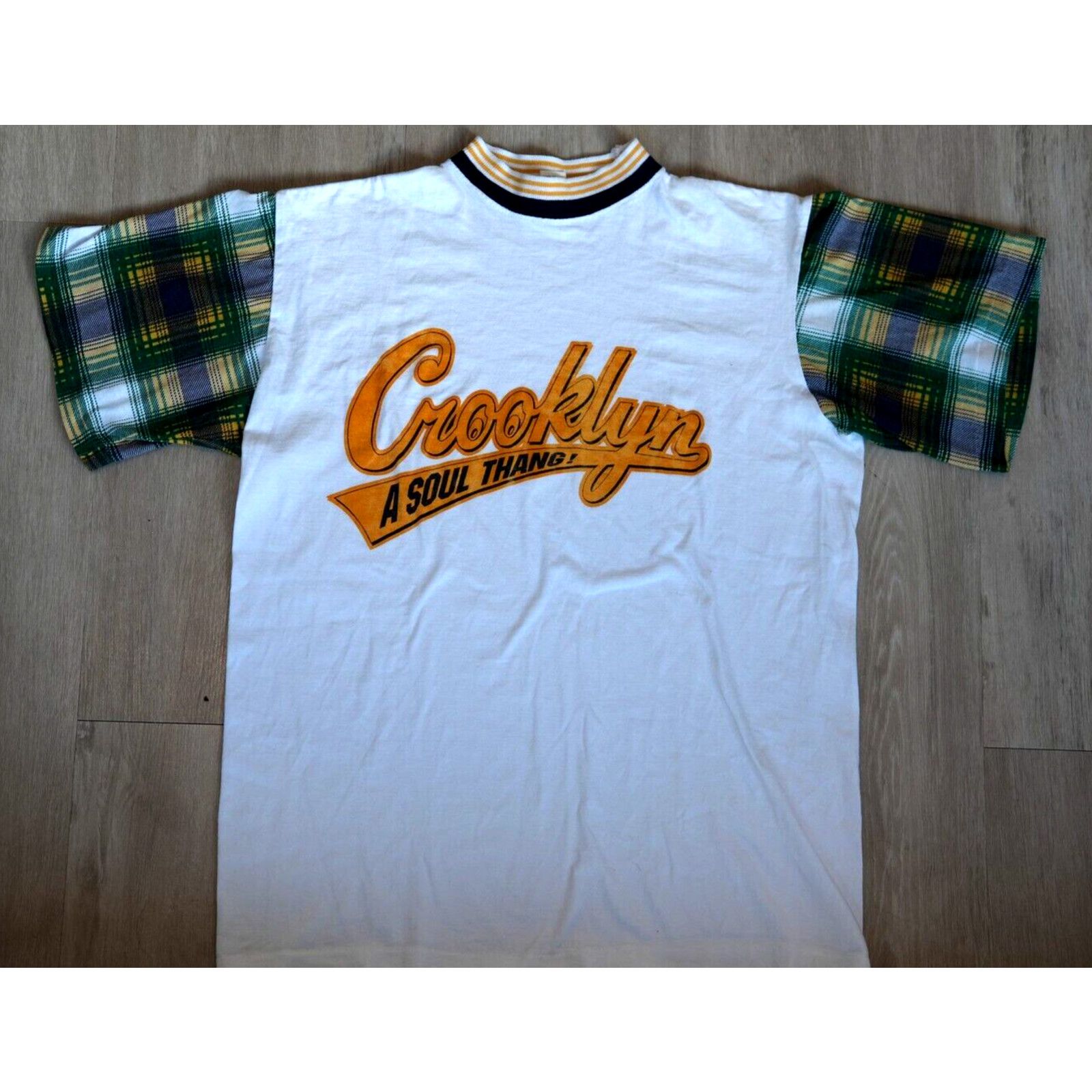 Other Vintage 1990s Crooklyn A Soul Thang T-Shirt Unisex L White Size US L / EU 52-54 / 3 - 1 Thumbnail