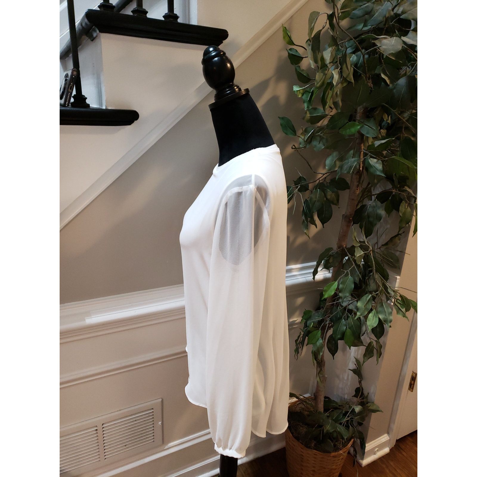 Zara Zara Woman Blouse White Sheer Long Sleeve Medium Top Size M / US 6-8 / IT 42-44 - 6 Thumbnail
