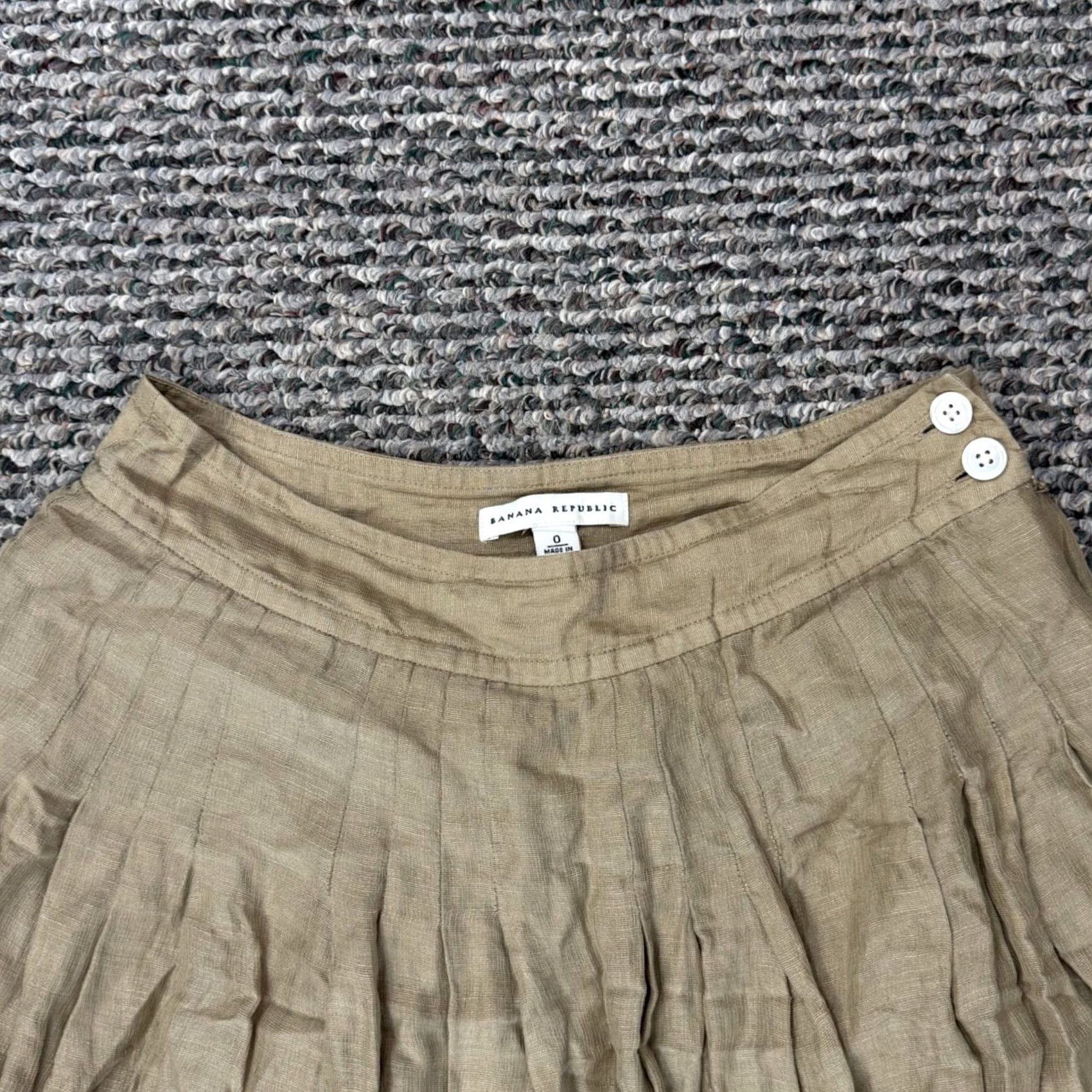 Banana Republic Banana Republic Skirt Womens 0 Gold A Line Pleated Silk Linen Boho Vintage N/A Size 25" / US 0 / IT 36 - 4 Thumbnail