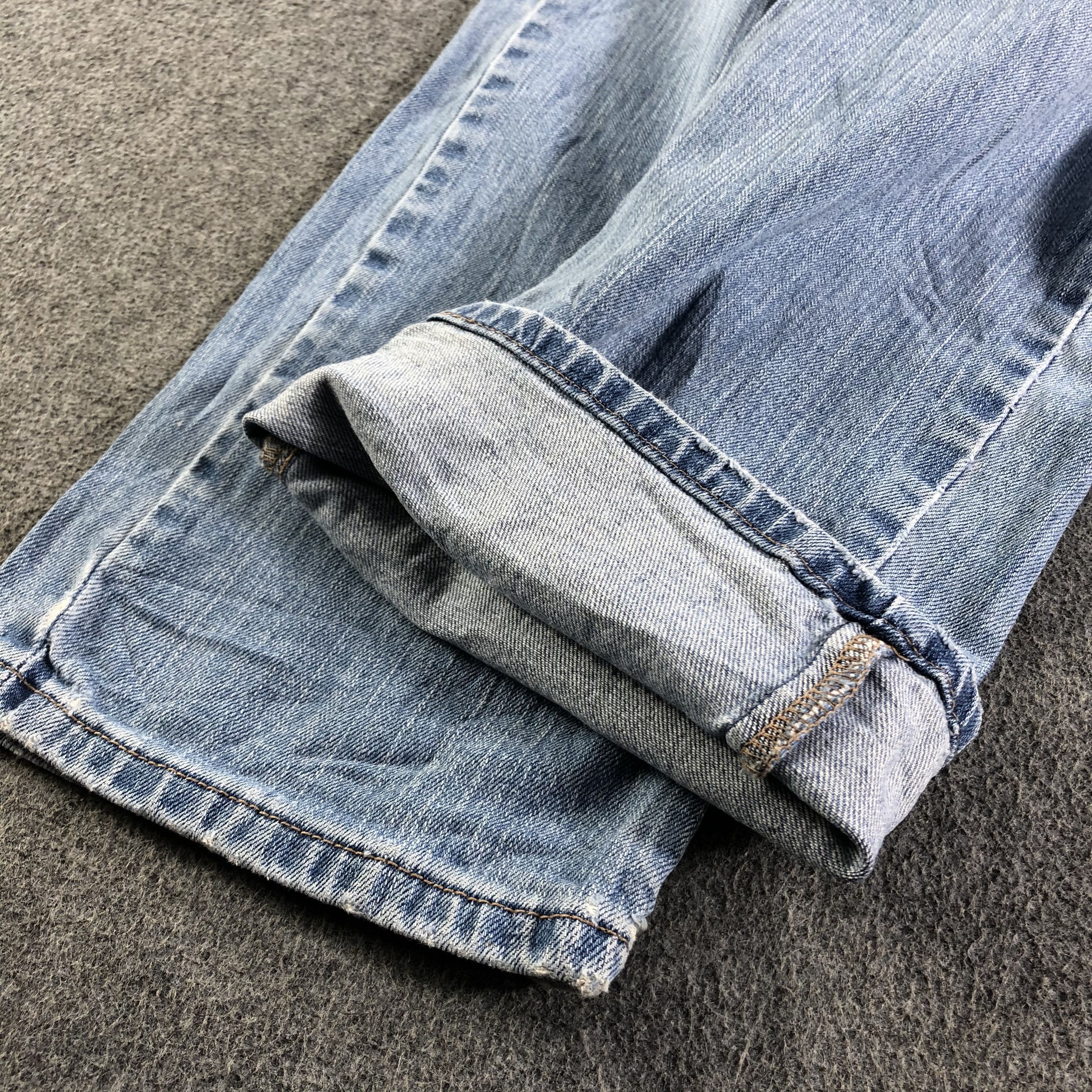 Levi's Vintage 90s Blue Wash Levis 505 Jeans-J3147 Size US 37 - 7 Thumbnail
