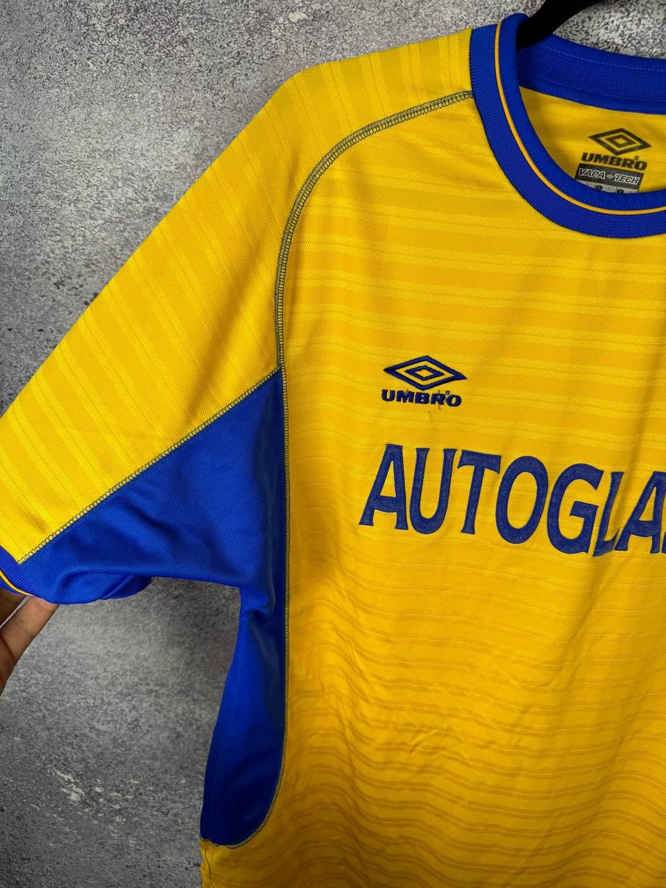 Umbro Vintage Chelsea 2000/02 Umbro Third Soccer Jersey Large Size US L / EU 52-54 / 3 - 8 Thumbnail