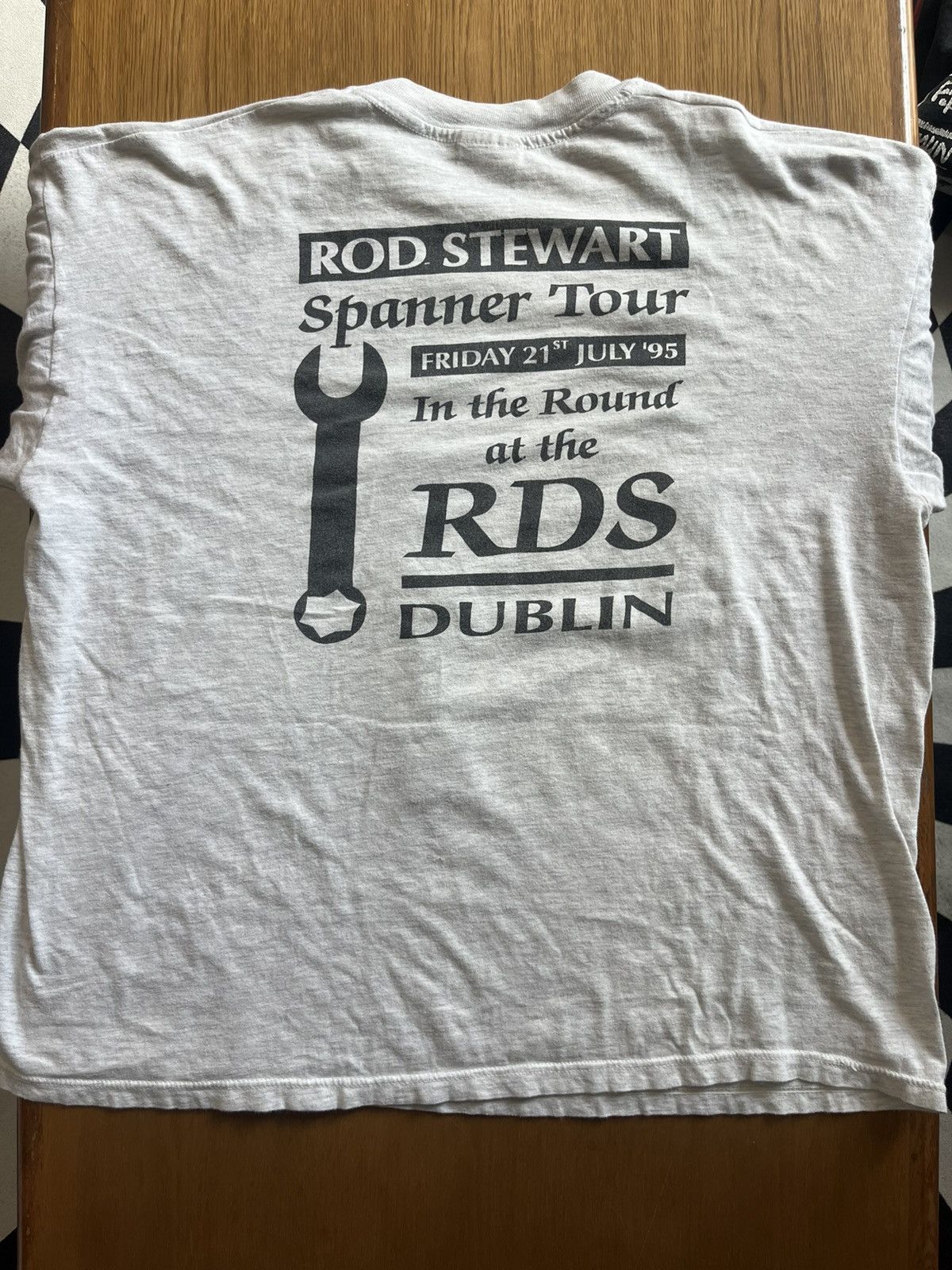 Band Tees Vintage ROD STEWART Spanner Tour 95’s RDS DUBLIN Tshirt Size US XL / EU 56 / 4 - 8 Thumbnail