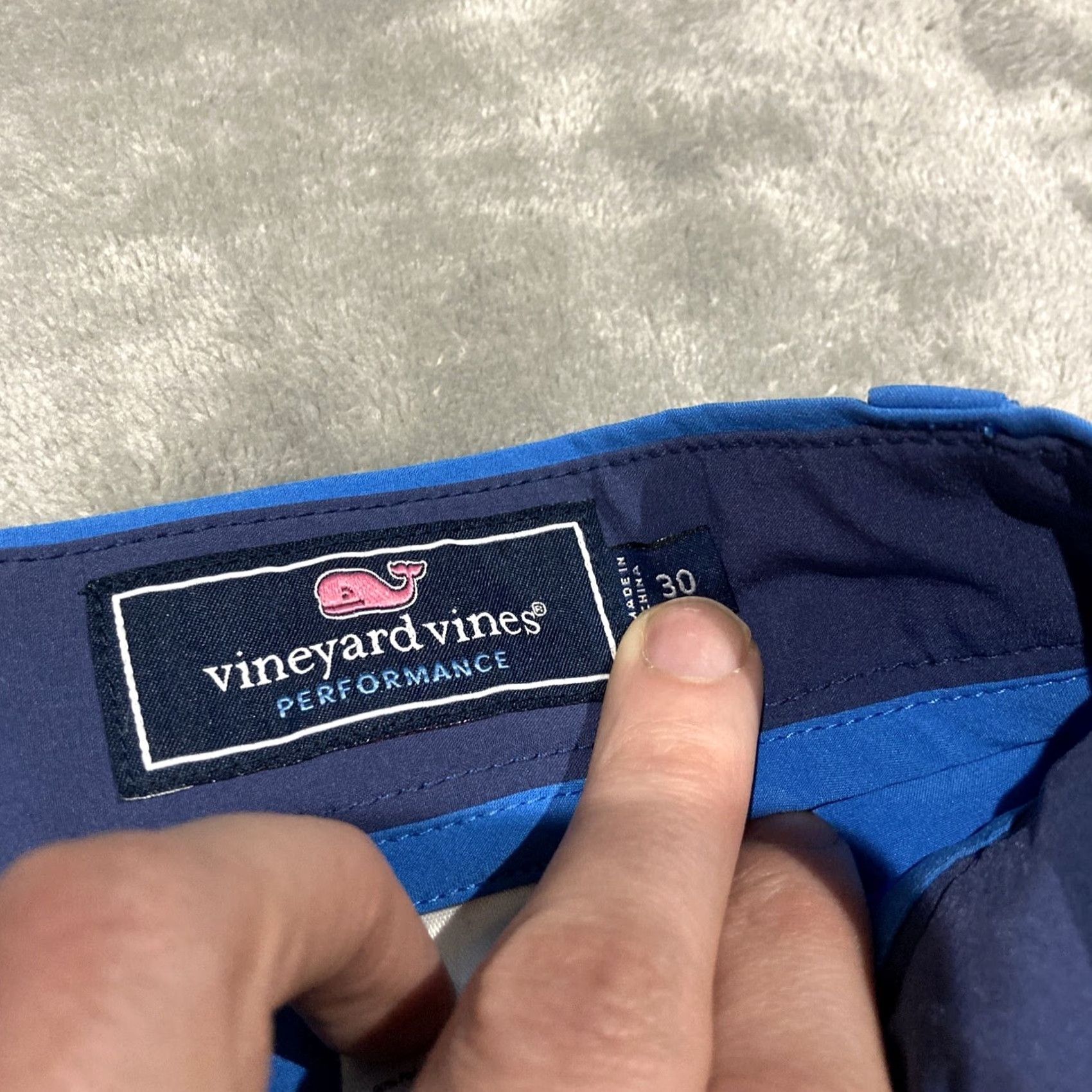 Vineyard Vines Vineyard Vines Shorts Men’s Size 30 Blue Performance Breaker Hybrid Flat Front 8in Inseam Regular Mens Size US 30 / EU 46 - 2 Thumbnail