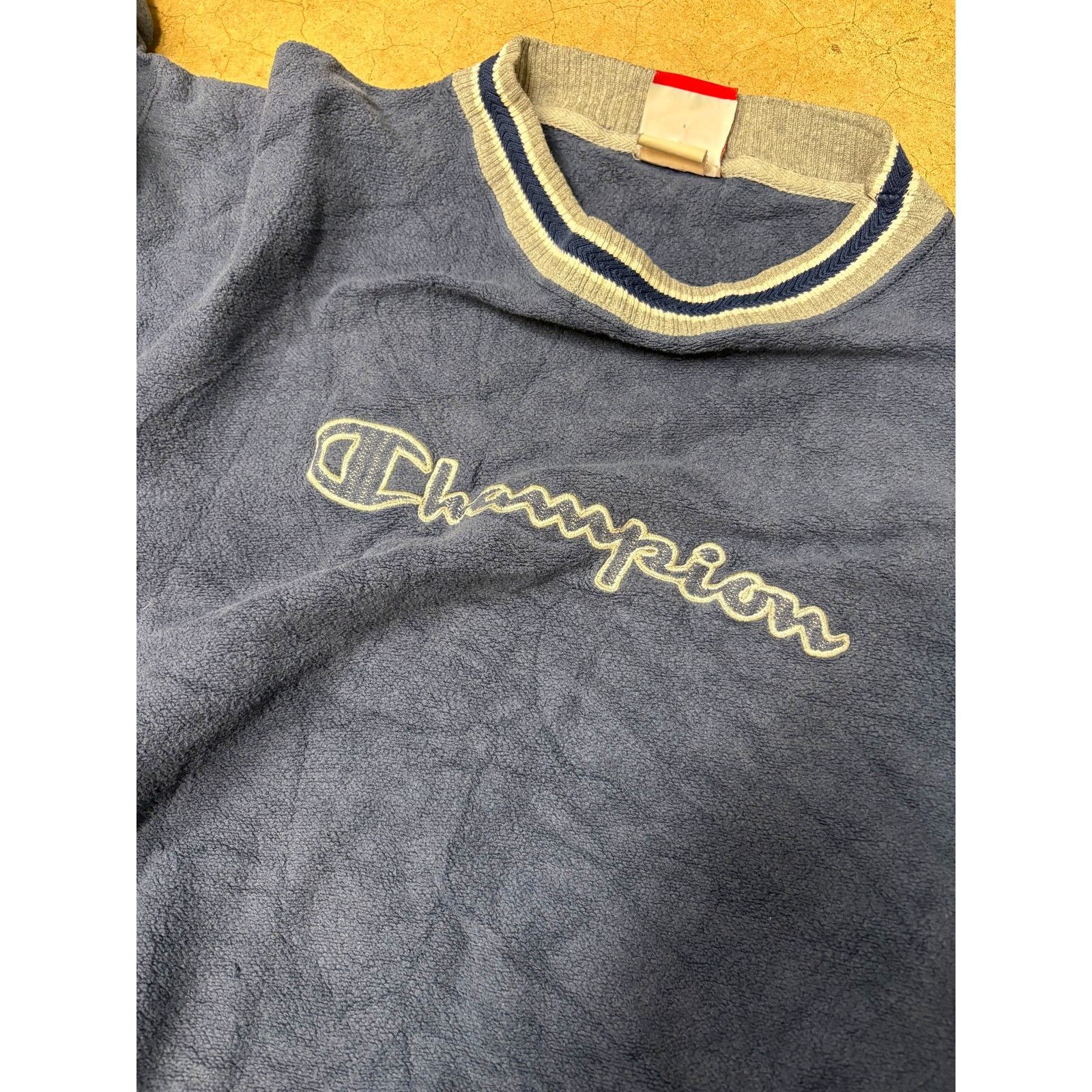 Champion Champion Vintage 90s Reverse Weave Navy Crewneck Sweater Size US XL / EU 56 / 4 - 8 Thumbnail