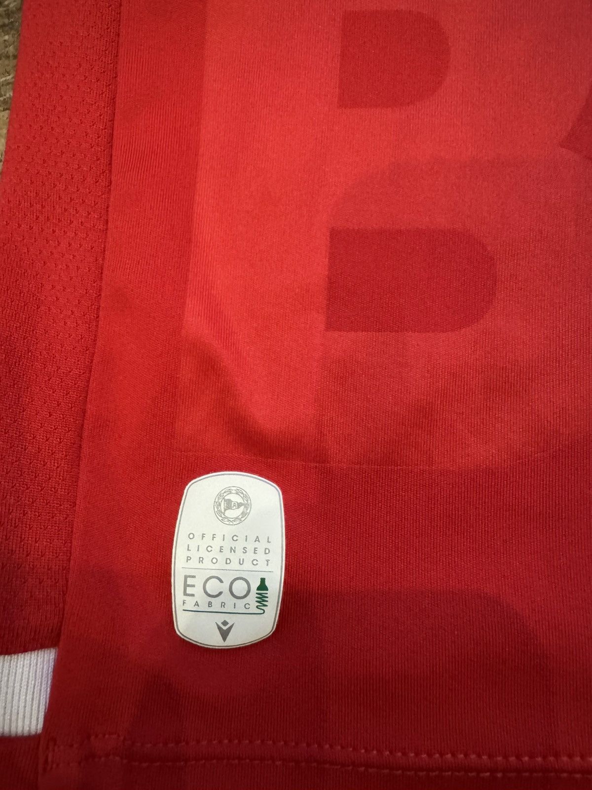 Macron ARMINIA BIELEFED MACRON FOOTBALL JERSEY MEN SOCCER SIZE M Size US M / EU 48-50 / 2 - 4 Thumbnail
