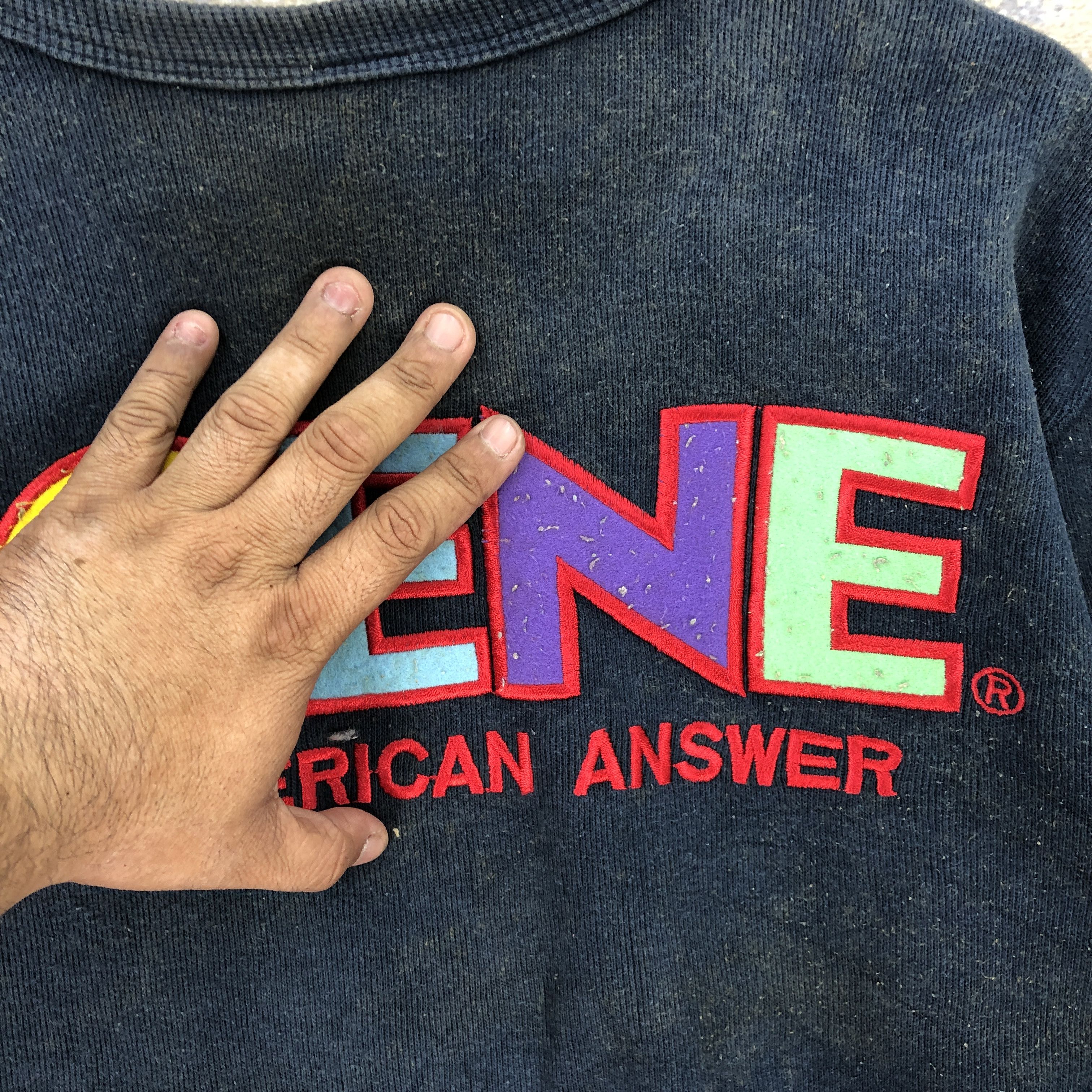 Vintage Vintage Scene Sweatshirt American Answer Sweater Jumper Size US L / EU 52-54 / 3 - 10 Thumbnail