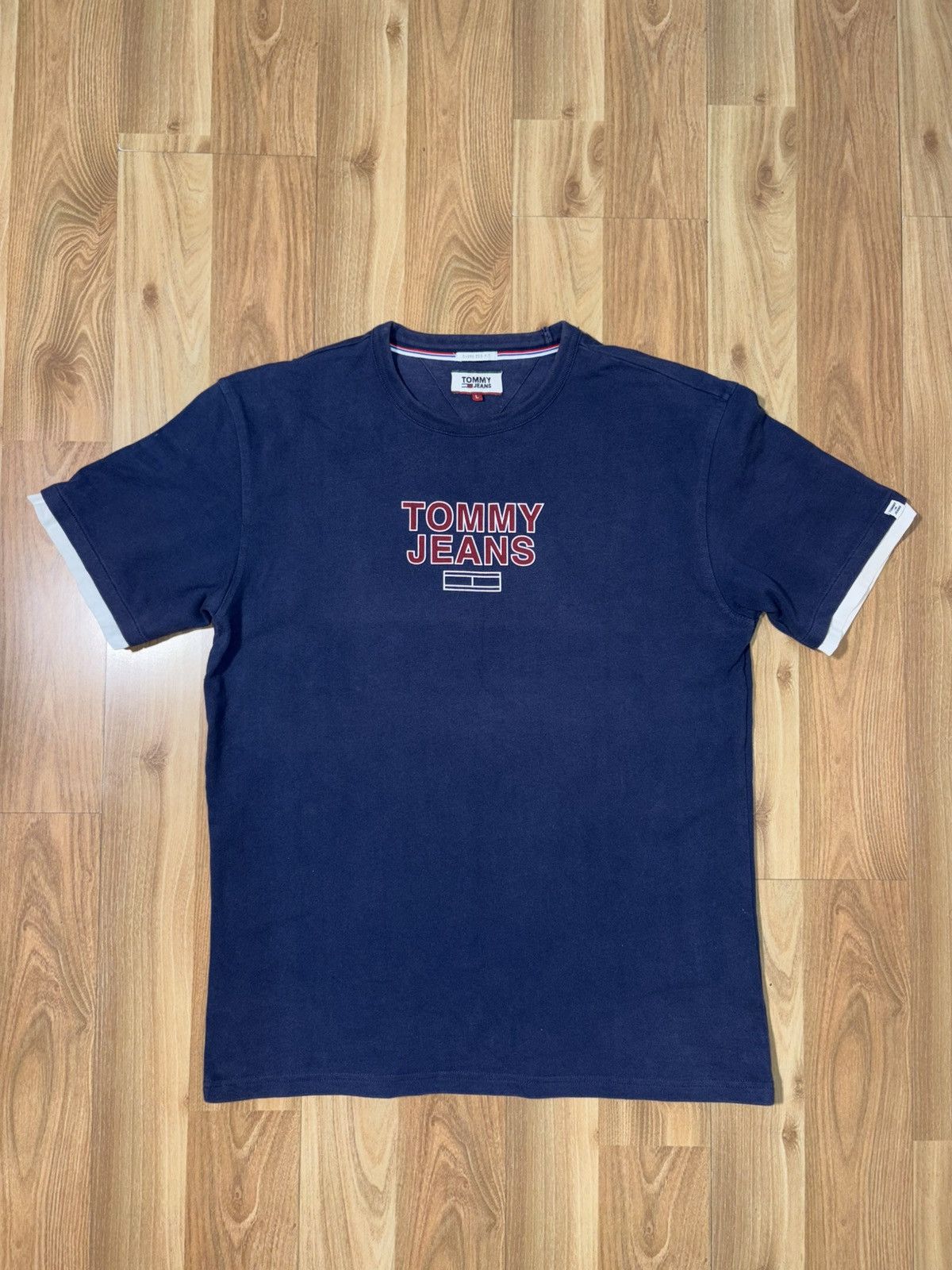 Tommy Jeans Tommy Jeans 2018 Center Graphic Mock-Layer Ringer Tee Size L Size US L / EU 52-54 / 3 - 1 Thumbnail