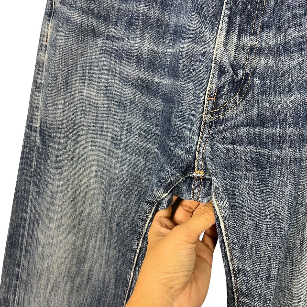 Levi's Vintage Y2k Levis Distressed Denim Jeans Size US 36 / EU 52 - 13 Thumbnail