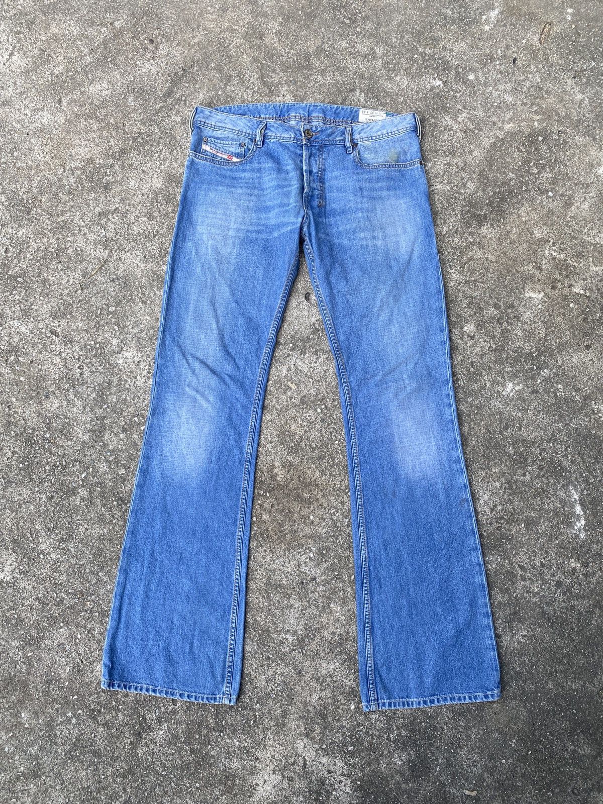 Diesel × Japanese Brand × Tornado Mart Diesel Zathan Blue Faded Flare Denim Size US 34 / EU 50 - 1 Thumbnail