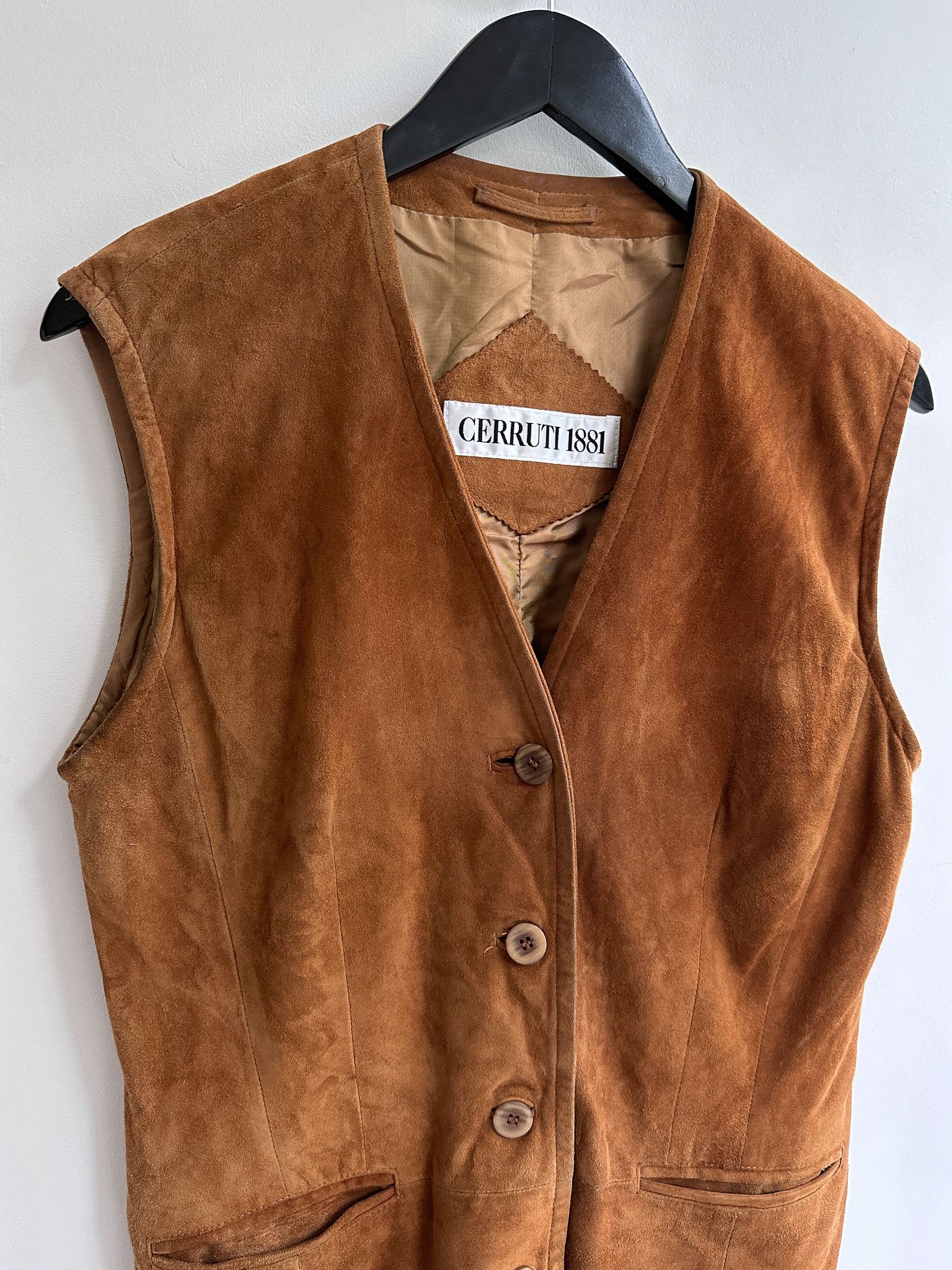 Cerruti 1881 Vintage Cerruti 1881 Suede Vest Gilet Sleeveless Jacket Size XS / US 0-2 / IT 36-38 - 2 Thumbnail