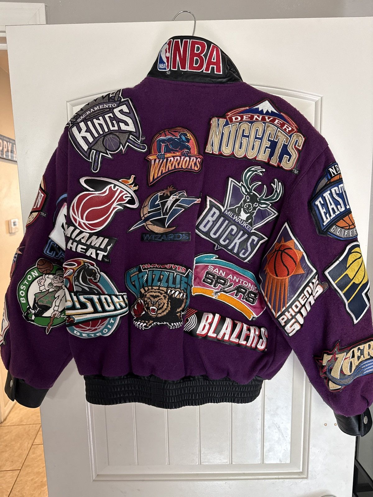 Jeff Hamilton RARE*** VINTAGE 90s JEFF HAMILTON WOOL NBA JACKET Size US M / EU 48-50 / 2 - 7 Thumbnail