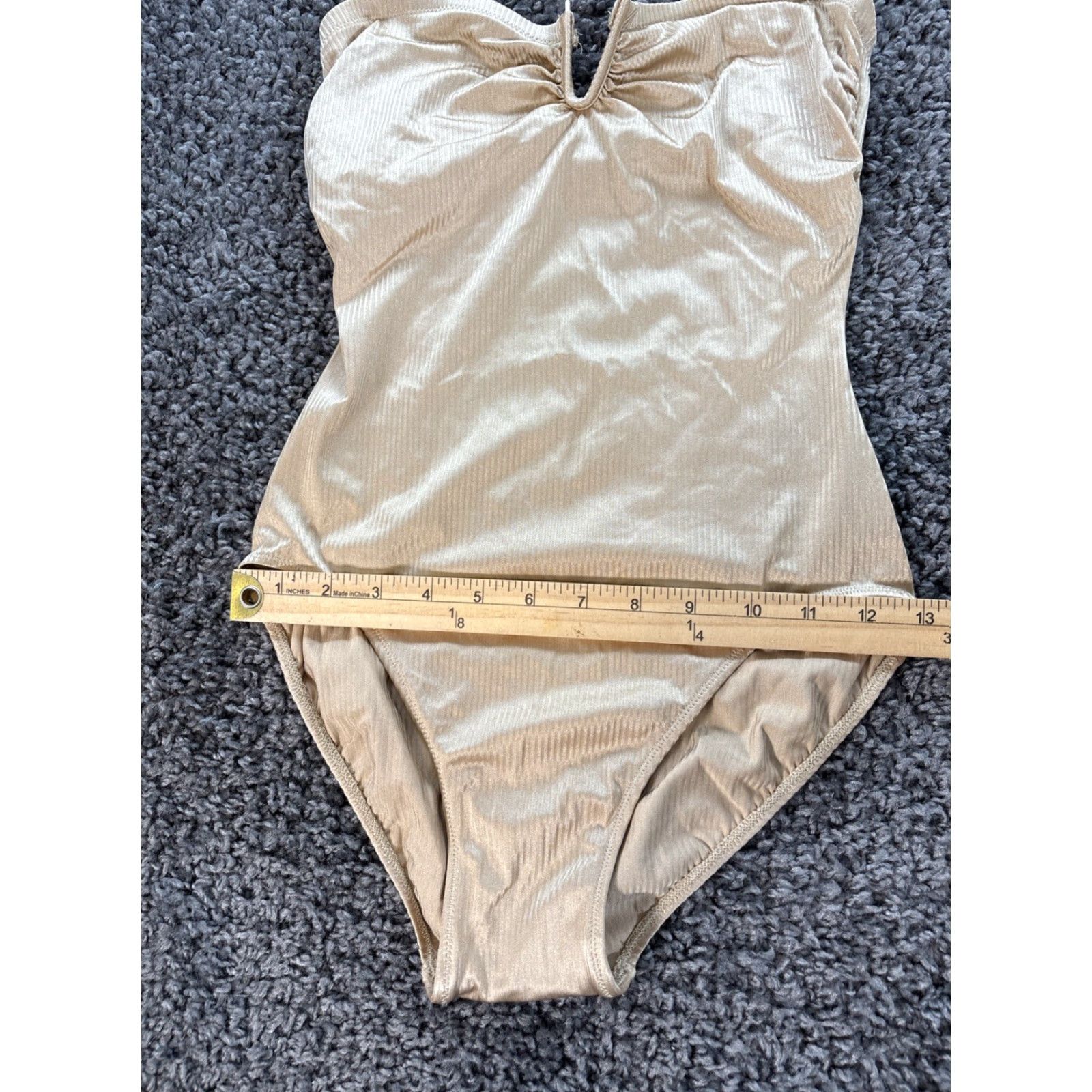 Saks Fifth Avenue VINTAGE Saks Fifth Avenue One Piece Swimsuit Womens Size 8 Gold Metallic Halter Swimsuit Womens Gold Halter 8 Size ONE SIZE - 3 Thumbnail