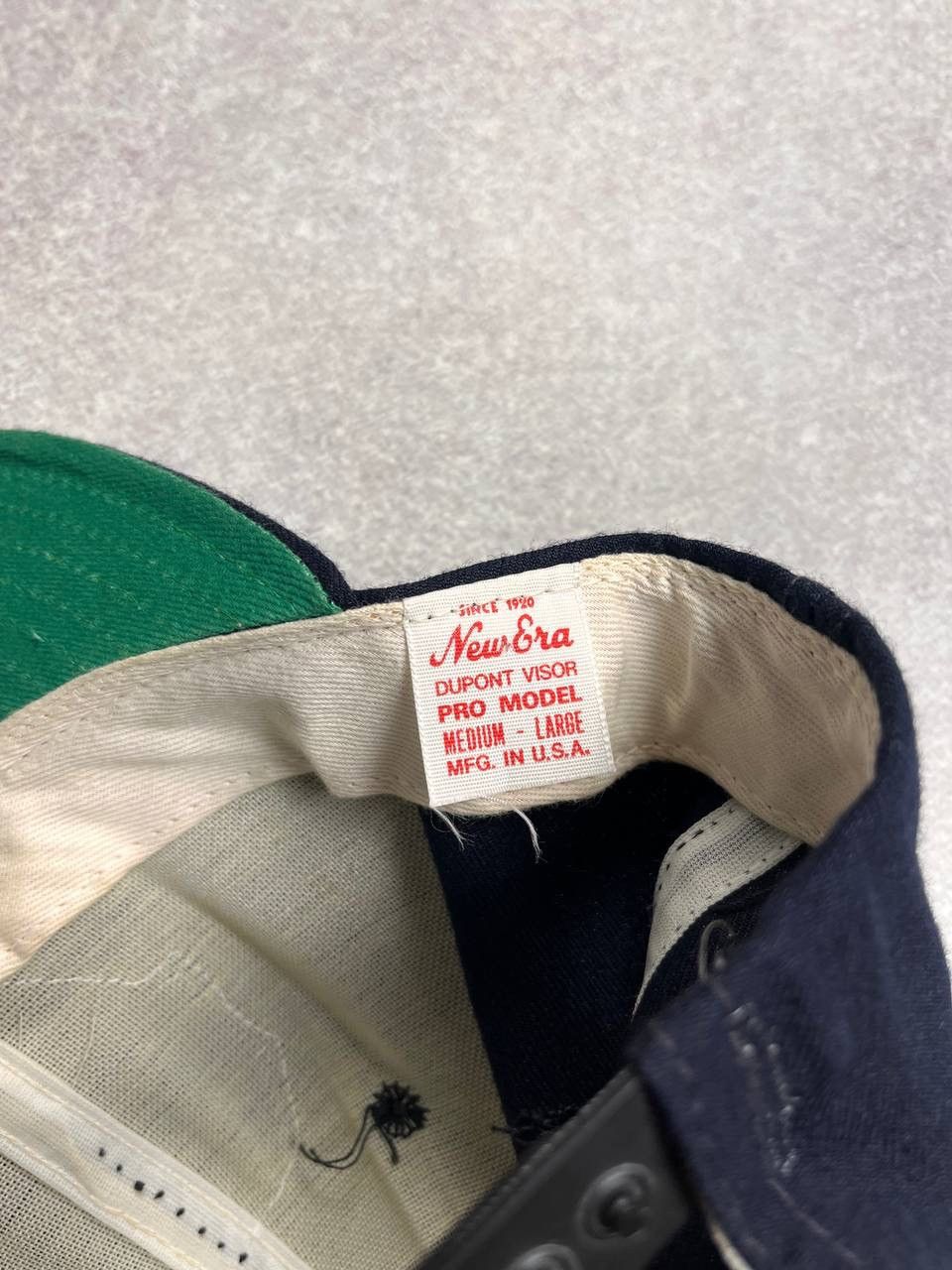 New Era × Vintage Vintage 90's New Era Warner Brothers Archival Cap Rare Size ONE SIZE - 4 Thumbnail