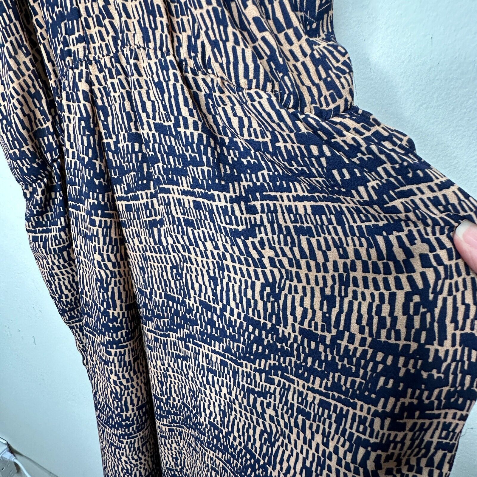 Other Fora Tan & Navy Button Strappy Wide Leg Jumpsuit Small Size 27" / US 4 / IT 40 - 7 Thumbnail