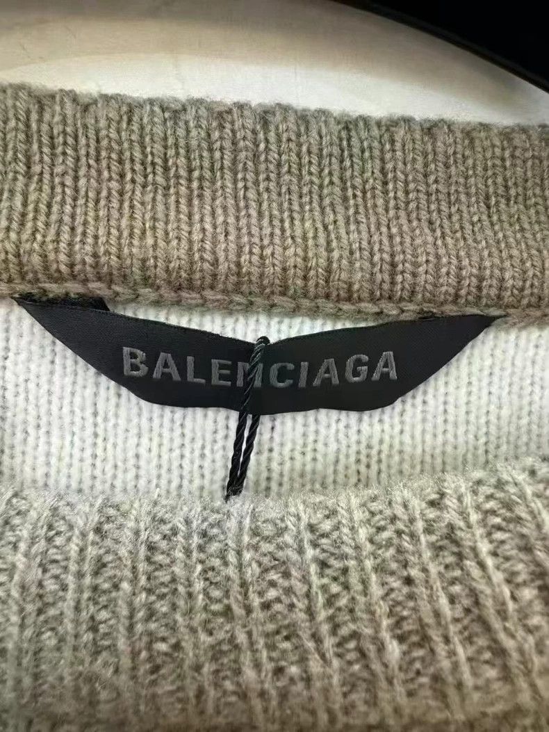 Balenciaga Balenciaga White and Brown Full Print Letter Logo Sweater Size US L / EU 52-54 / 3 - 3 Thumbnail