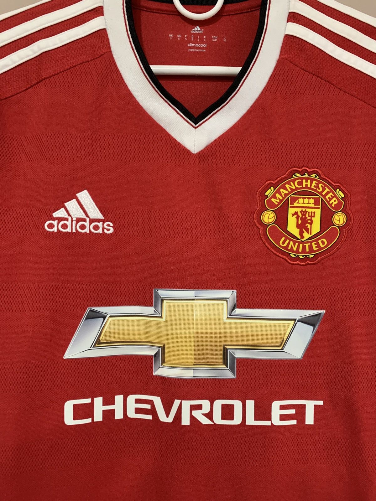 Adidas Manchester United 2015 Home Football Shirt Adidas Soccer S Size US S / EU 44-46 / 1 - 5 Thumbnail