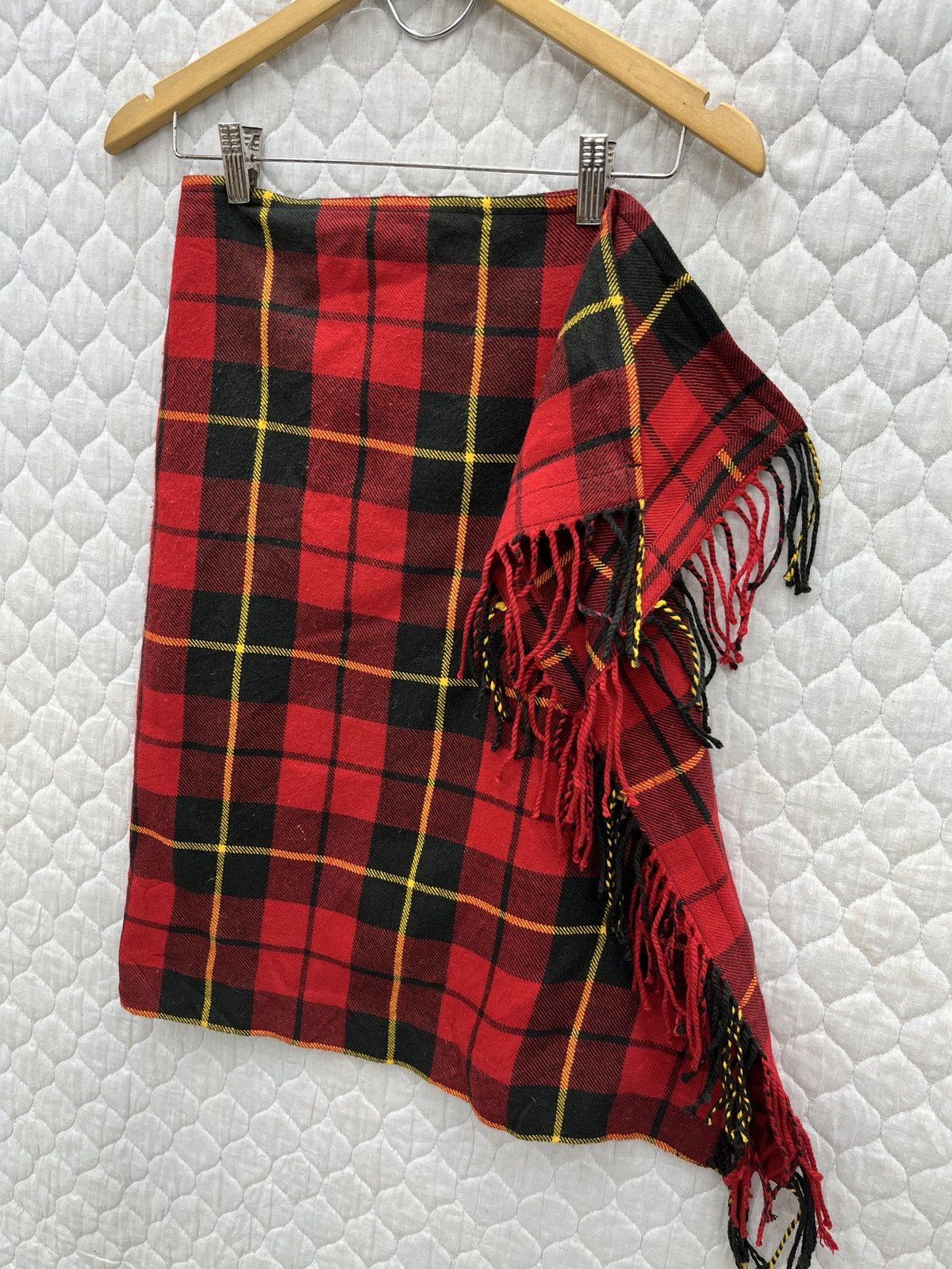 JW Anderson × Uniqlo 🔥🔥🔥STEALS JW ANDERSON X UNIQLO TARTAN SKIRTS Size 24" / US 00 / IT 34 - 3 Thumbnail